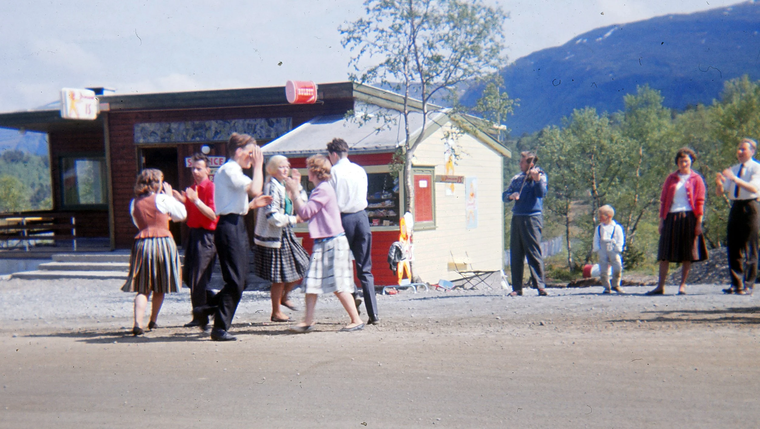 Eventyrlige Skaret - Vår historie