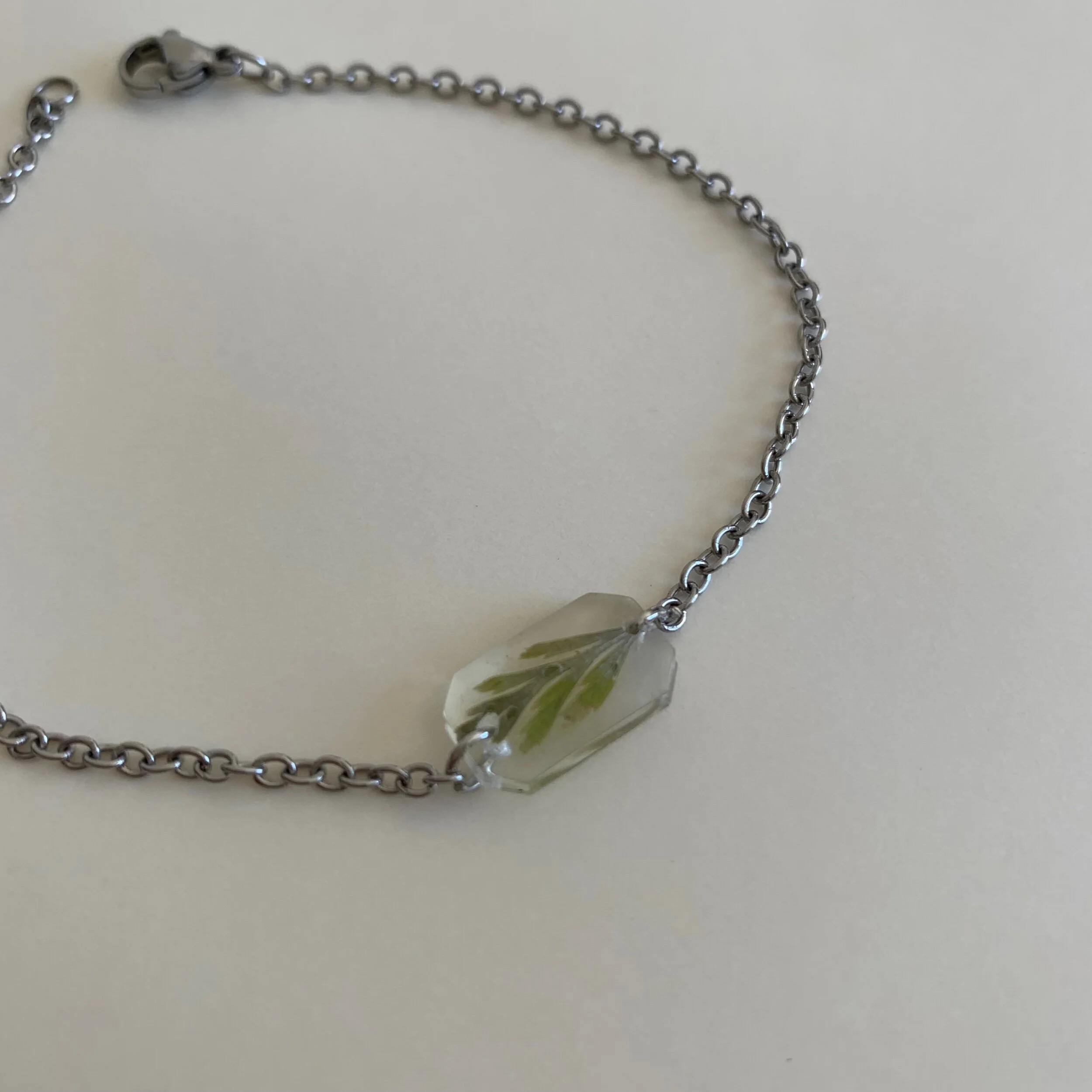 97919750-DF62-44FF-9B5E-5AD3CB5423CF