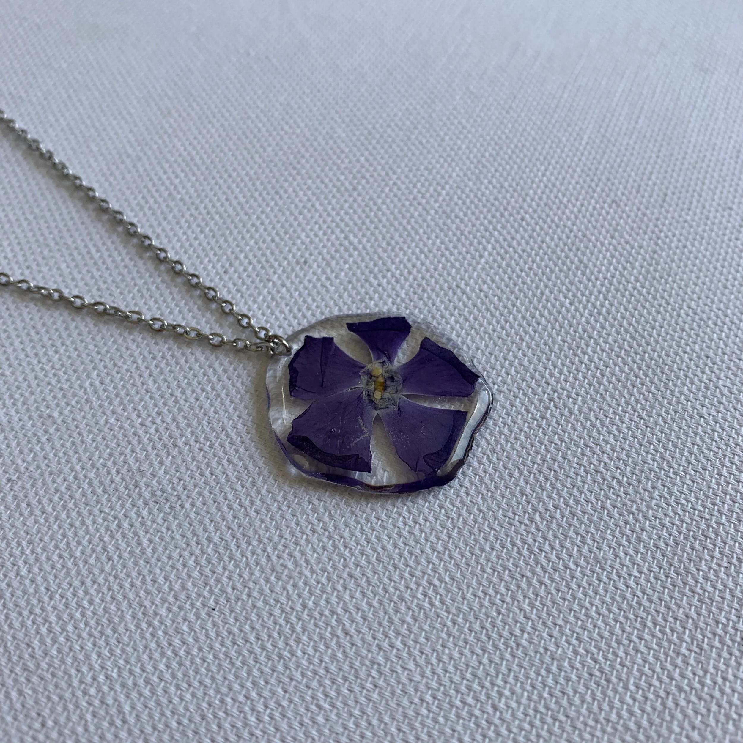 5AE4D6FD-BC56-4706-8BFC-812F9F4EF2E9