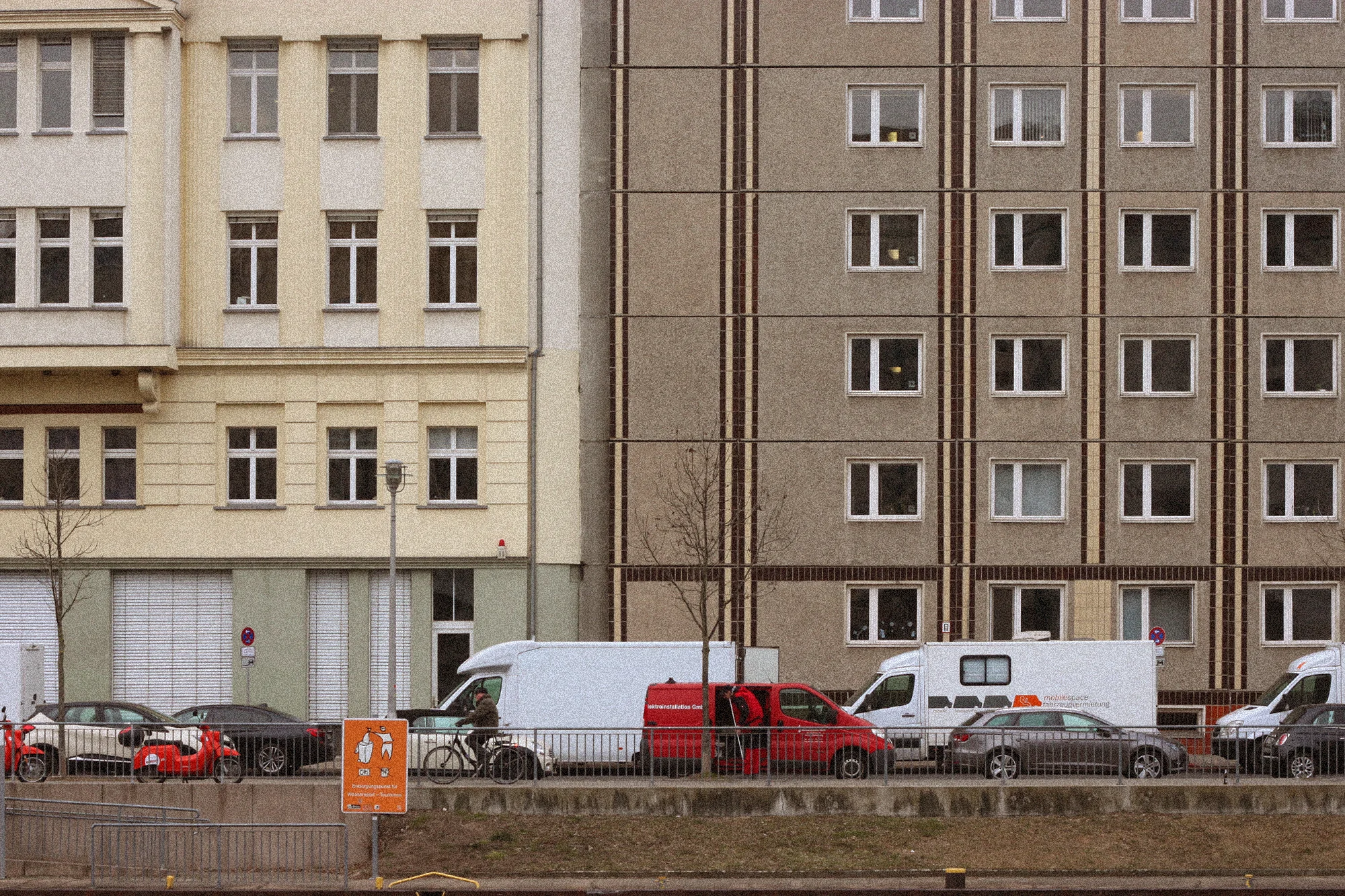 ruff-alias-singapore-art-digital-creative-illustrator-world-travel-solo-photography-germany-berlin