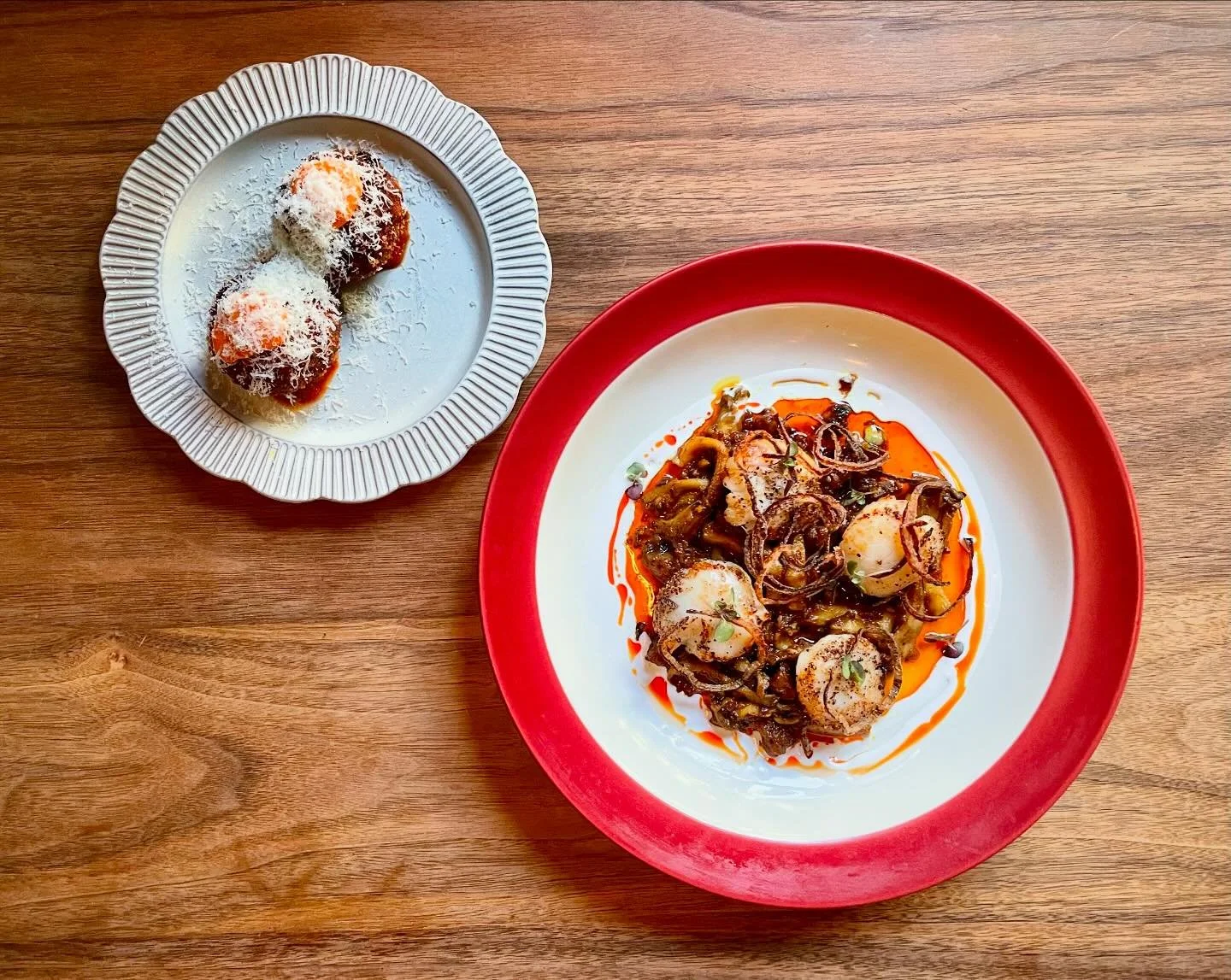 Specials are up and boy oh boy are your tastebuds in for a treat.

1. Vindaloo beef croquettes, smoked marie rose, Lincolnshire poacher 

2. Shark Bar scallops, king oyster mushrooms, prawn sambal 

Open from 5, bookings via the website, walk ins wel