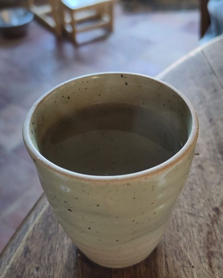 Prendre le temps de notifier l'imperceptible, tout ce qui nous semble &eacute;vident et que l'on ne prend plus le temps d'appr&eacute;cier 🧘🏼
En cas de panique ou de stress, il n'est pas toujours &eacute;vident d'arr&ecirc;ter l'&eacute;go et le me