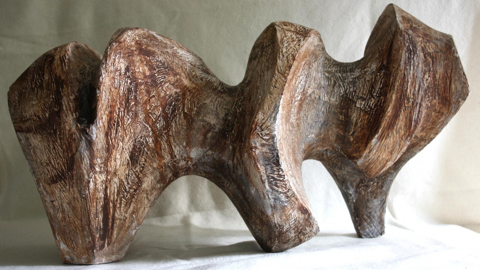 Torsion , Plaster, Acrylic, 35 × 65 × 28 cm