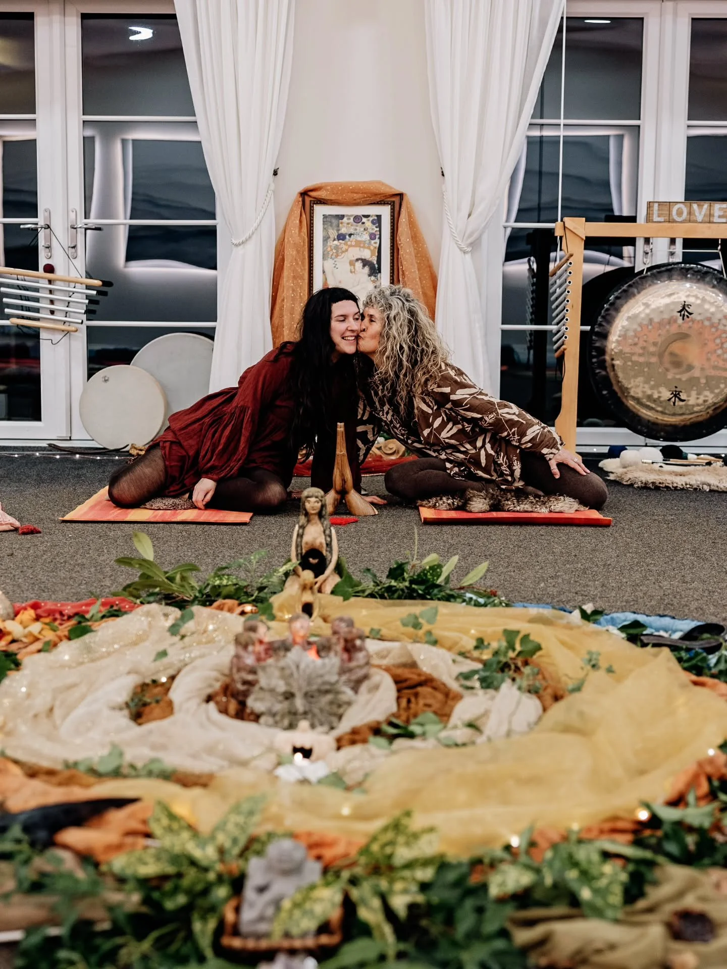 Gosh 2026 so far has been truly amazing🔥❤️
✨️🌀🕸🌀✨️
So many ~
Glorious collaborations &amp; weavings
Souls we have journeyed with ~ held &amp; been held by
Spaces we have adorned &amp; lit up (literally🕯)
~
Mmmm 🙏✨️🤲
✨️Our 4 day womens winter d