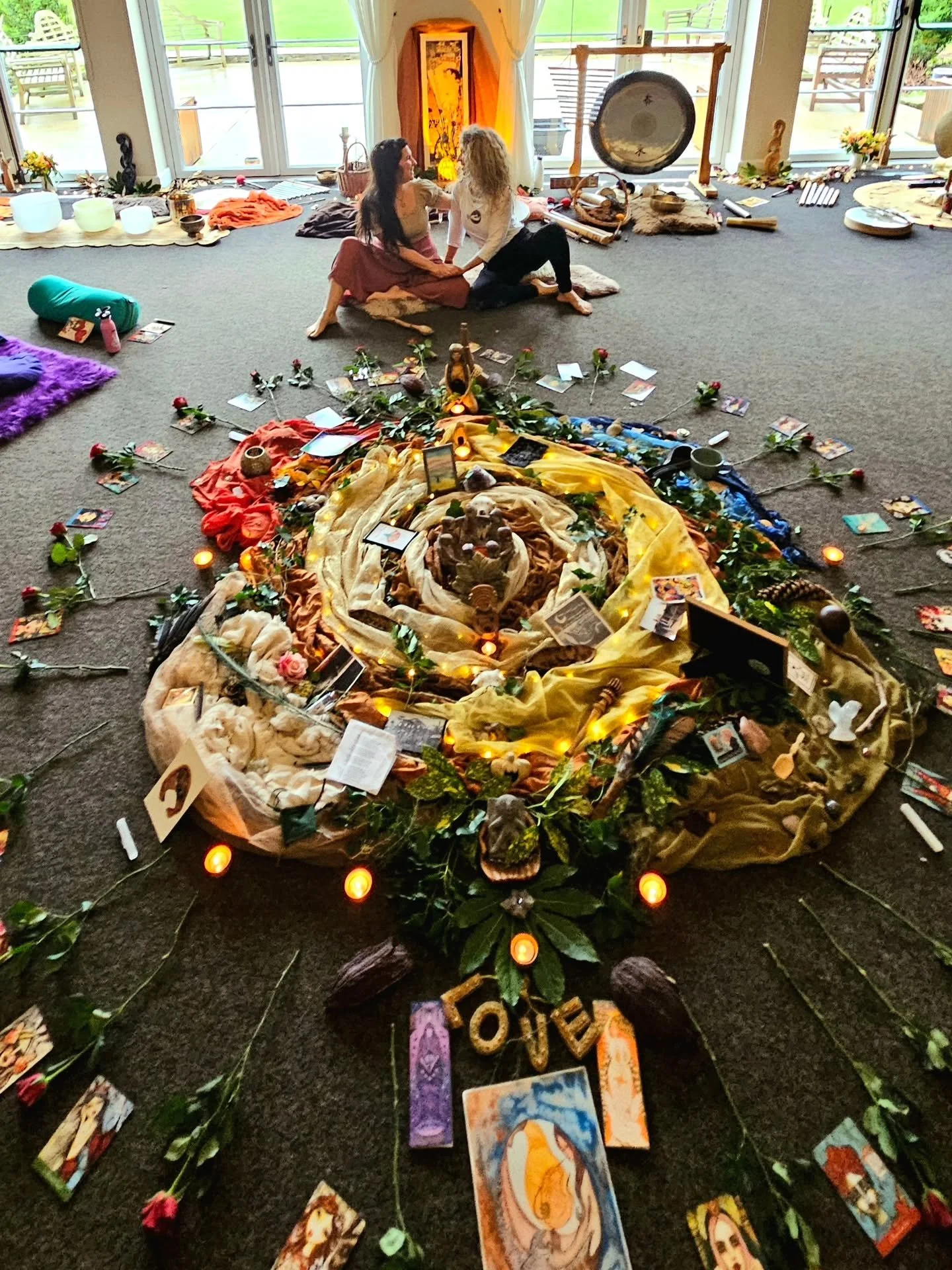 Thank you Thank you Thank you
✨️⭕️🙏🌀🙏⭕️✨️
It's been just over a week since our 'Women's winter dreaming retreat'
We will carry the strength, stories, reflections, openess &amp; truths of these glorious women we got to gather with ~ in our hearts f