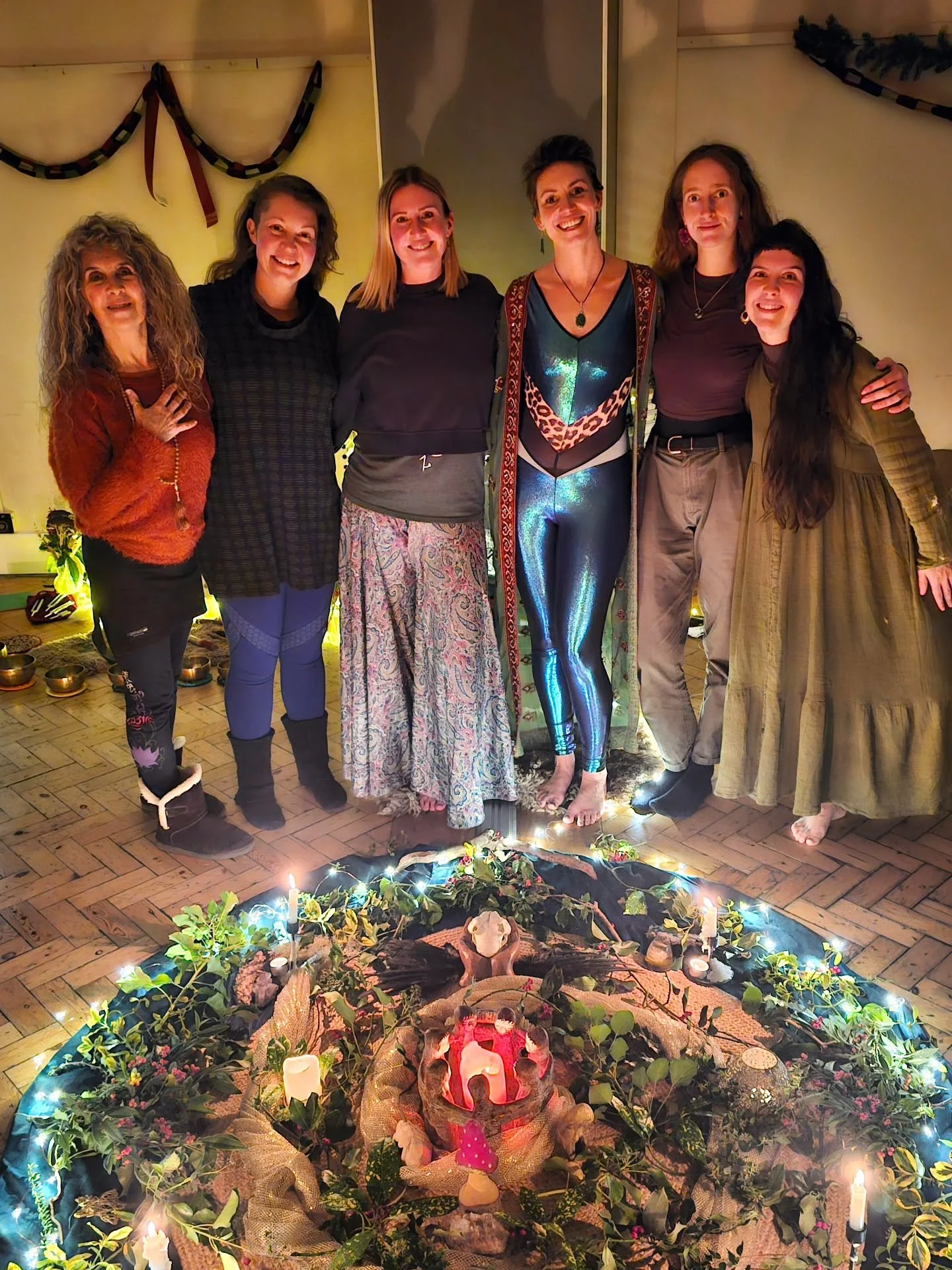 Solstice blessings ☀️ Dear hearts ❤️
✨️
Reflecting on the deeply wonderous gathering we shared at the weekend to celebrate the traditions, folklore &amp; energies this time of year holds
~
Honouring the
Darkness &amp; light
Within &amp; without
Death