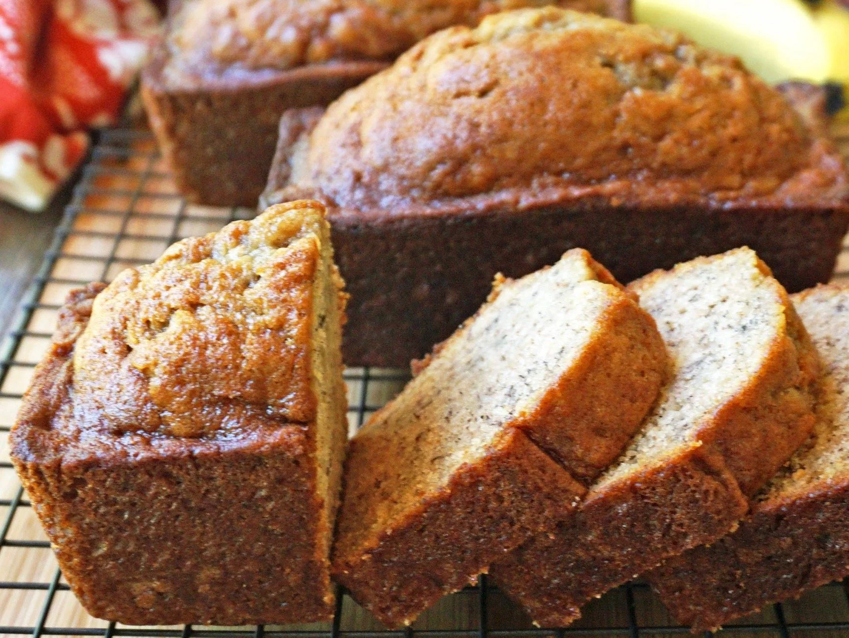Mini Banana Bead Loaves.jpg