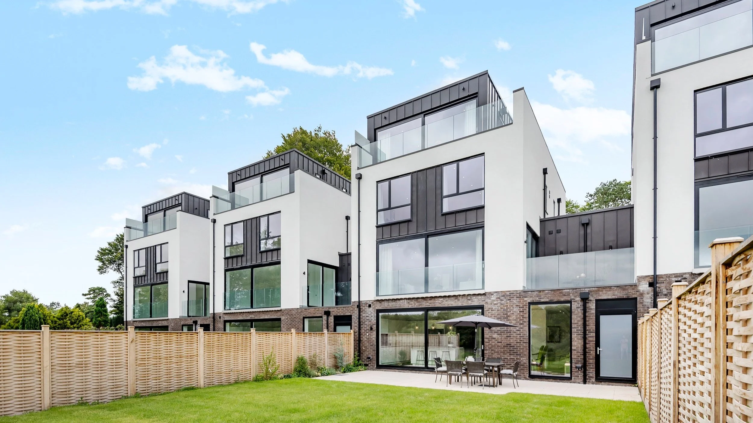 6-9 King George V Place, Winchester