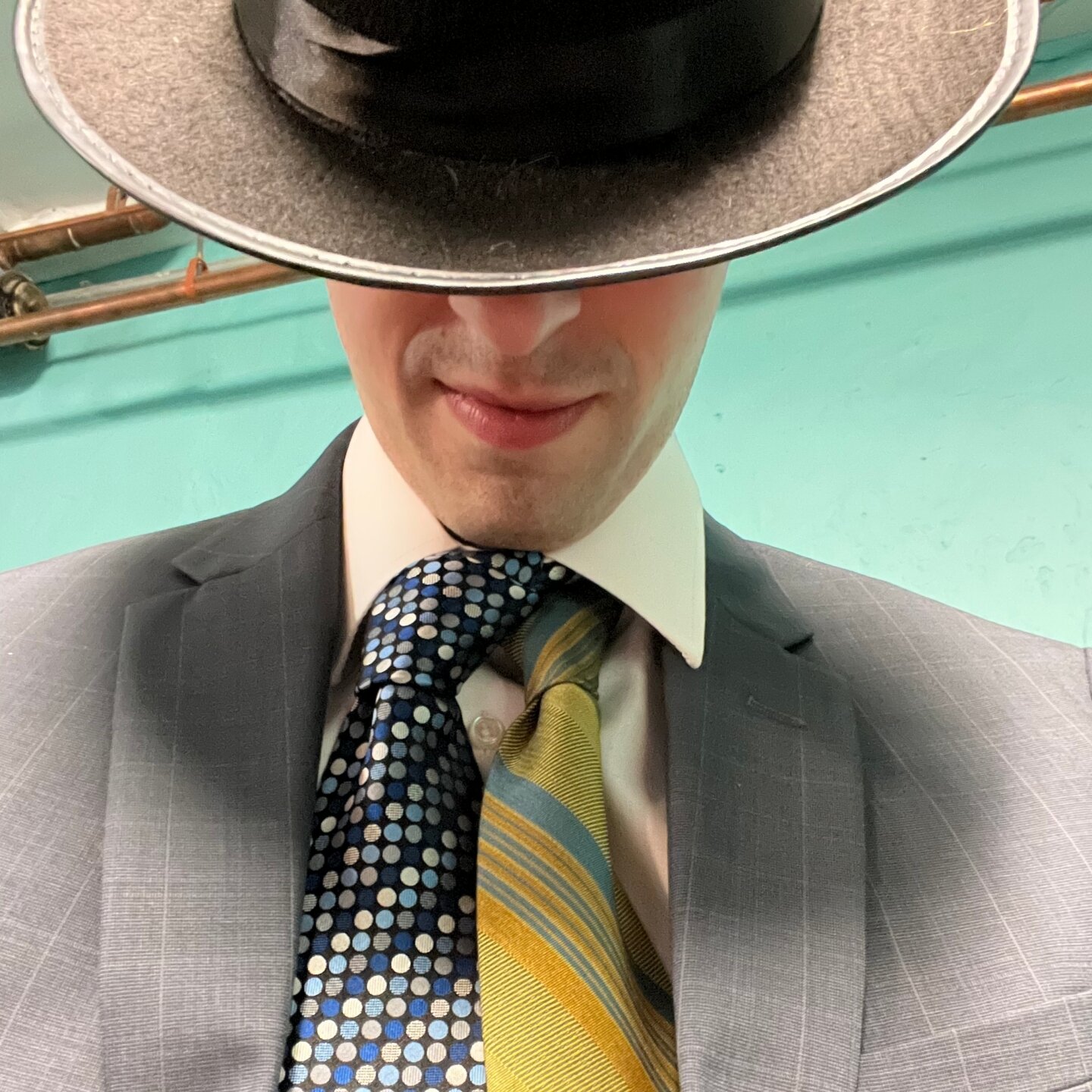 Why am I wearing two ties? Come see Mock Theatre at The Annoyance to find out!

Can't wait to make my Chicago Theater debut next Thursday, March 10th. Find out more at the Facebook event below or the link in my bio

https://www.facebook.com/Mock-Thea