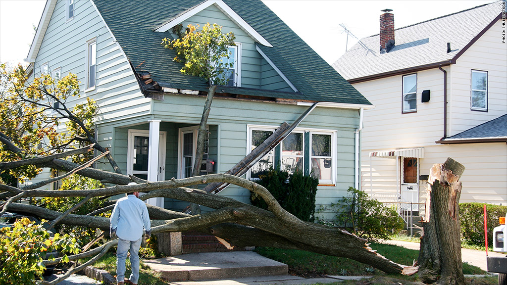 Homeowners-Insurance-Claim.jpg