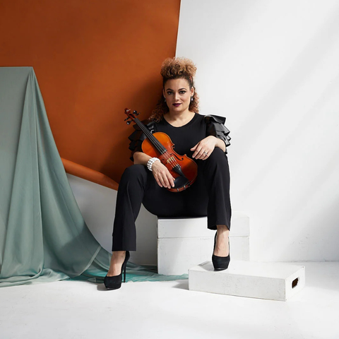 Jannina Norpoth, violin