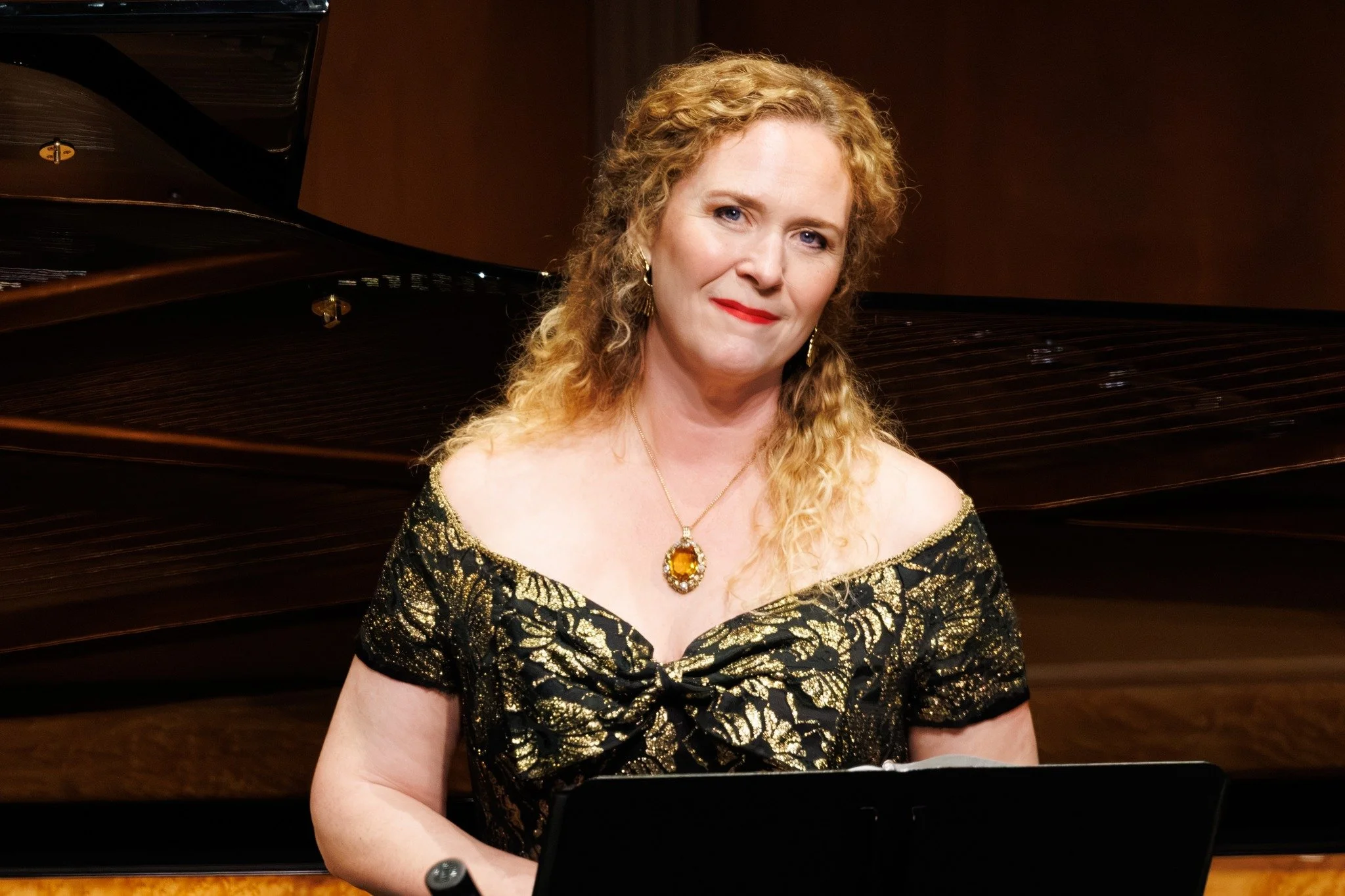 We had a wonderful time this weekend with Caitlin Lynch, Astrid Schween, and Anna Polonsky! Thank you to everyone who joined us on Saturday. We hope you enjoy these highlights from the concert.