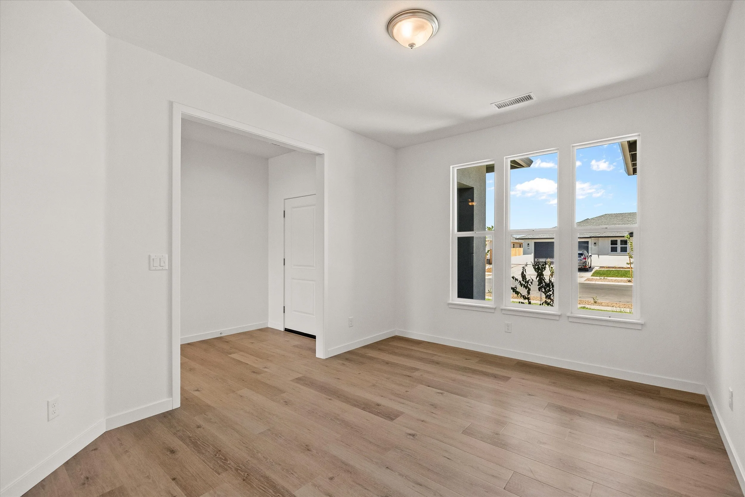 20-Real Focus Media - 331 Ellingson Way-18.jpg