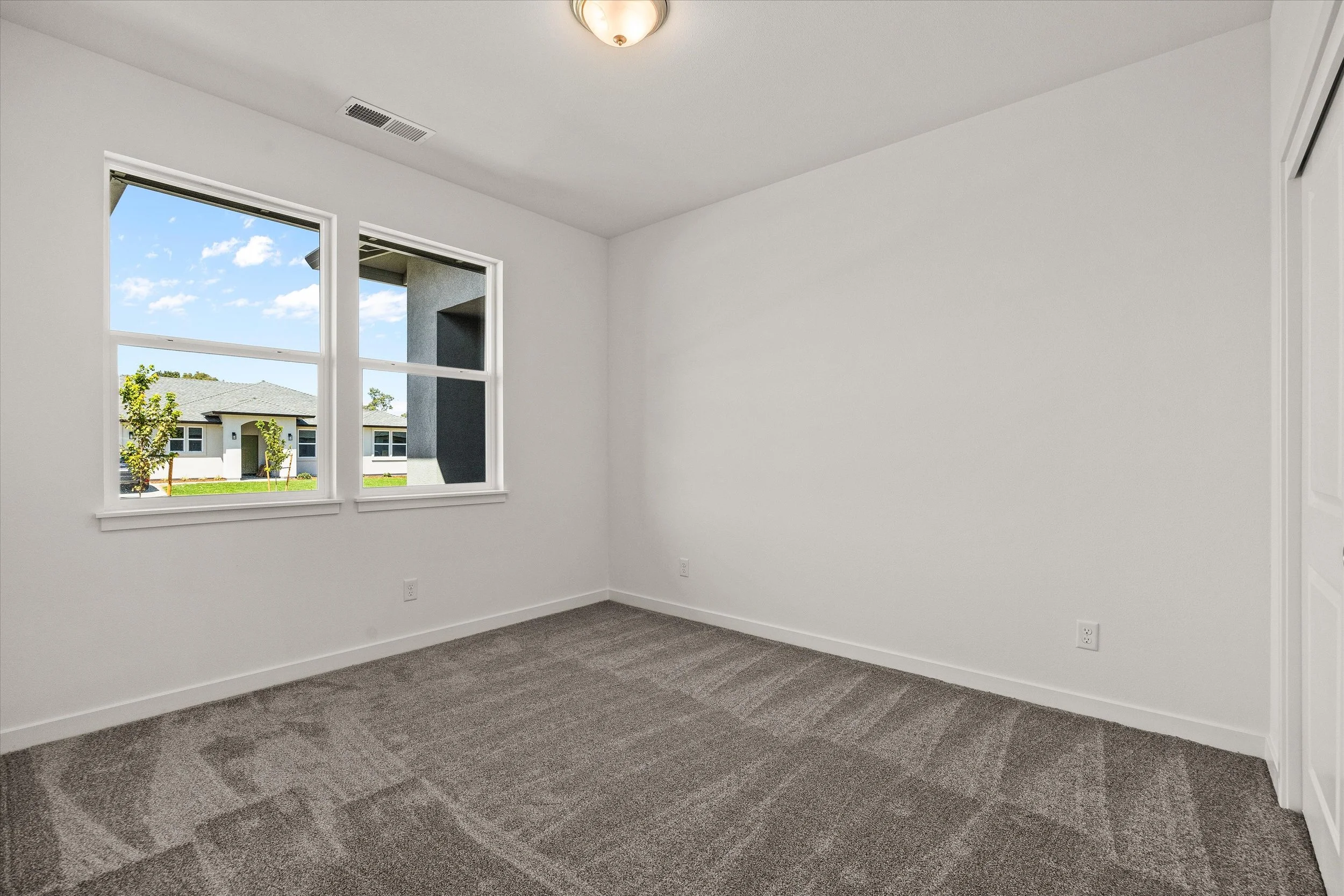 28-Real Focus Media - 331 Ellingson Way-26.jpg