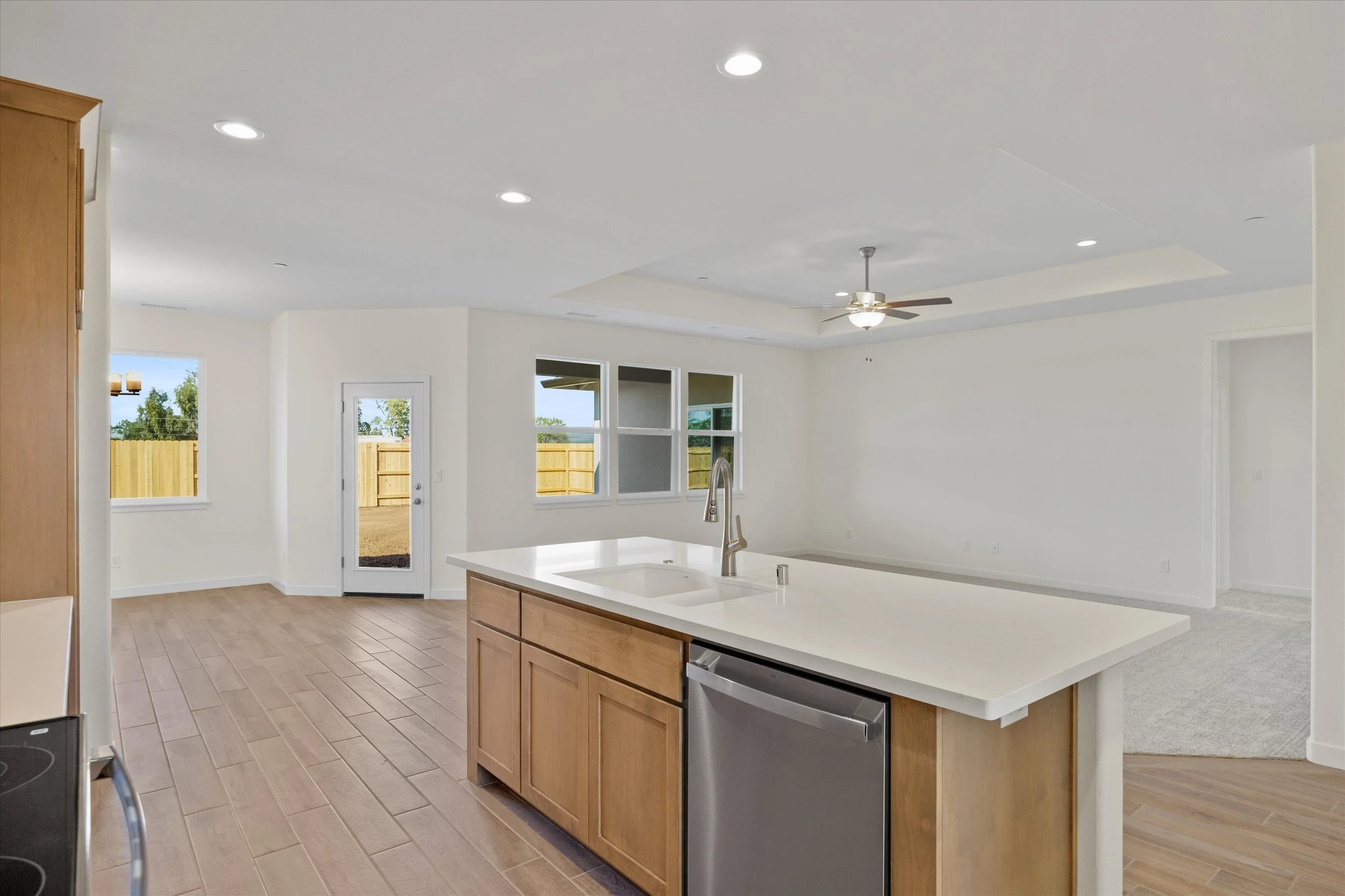 13-Real Focus Media - 338 Ellingson Way-6.jpg