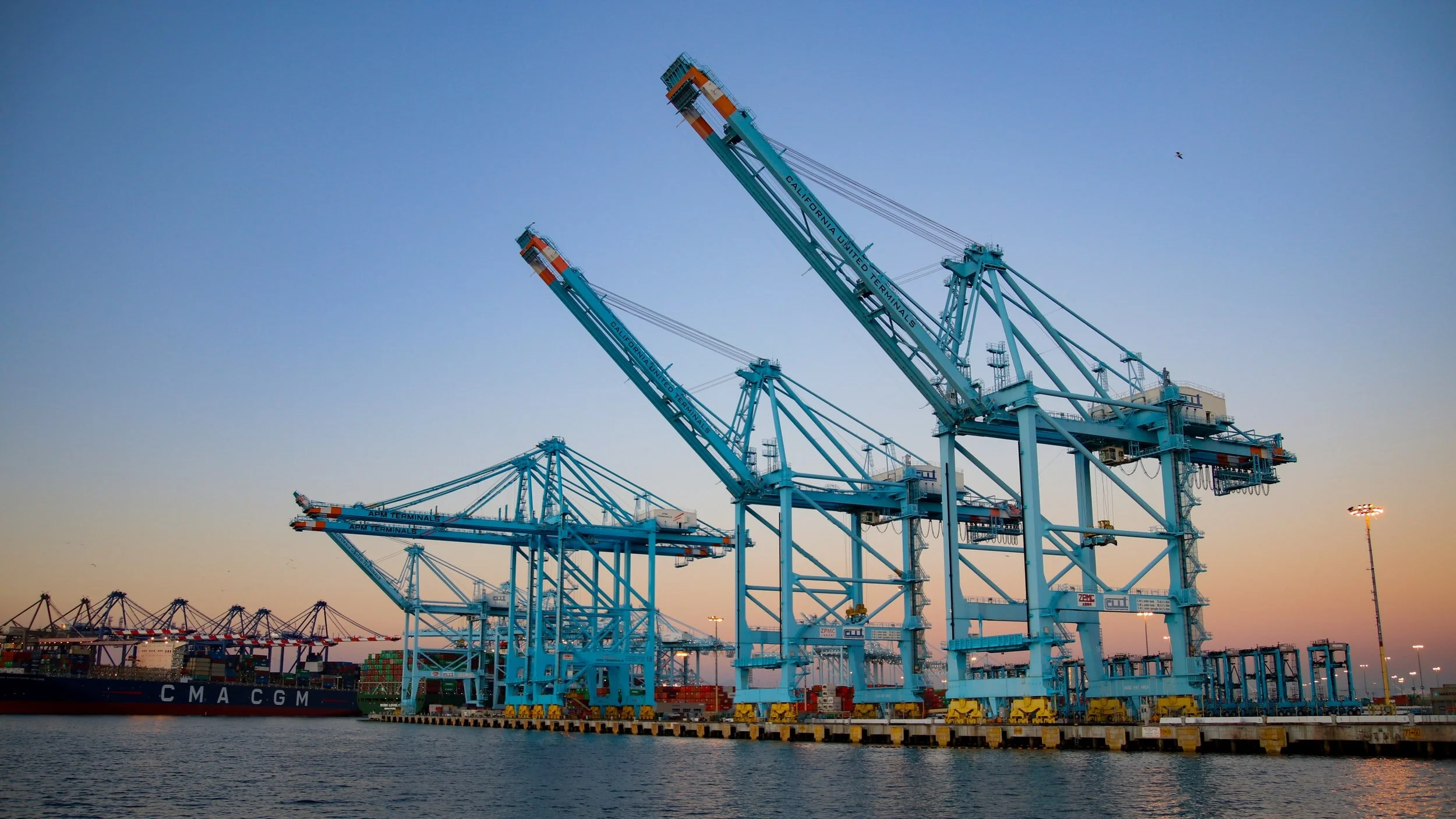 Port of LA Outgrows Freight Volume In United States By A Stunning 48%