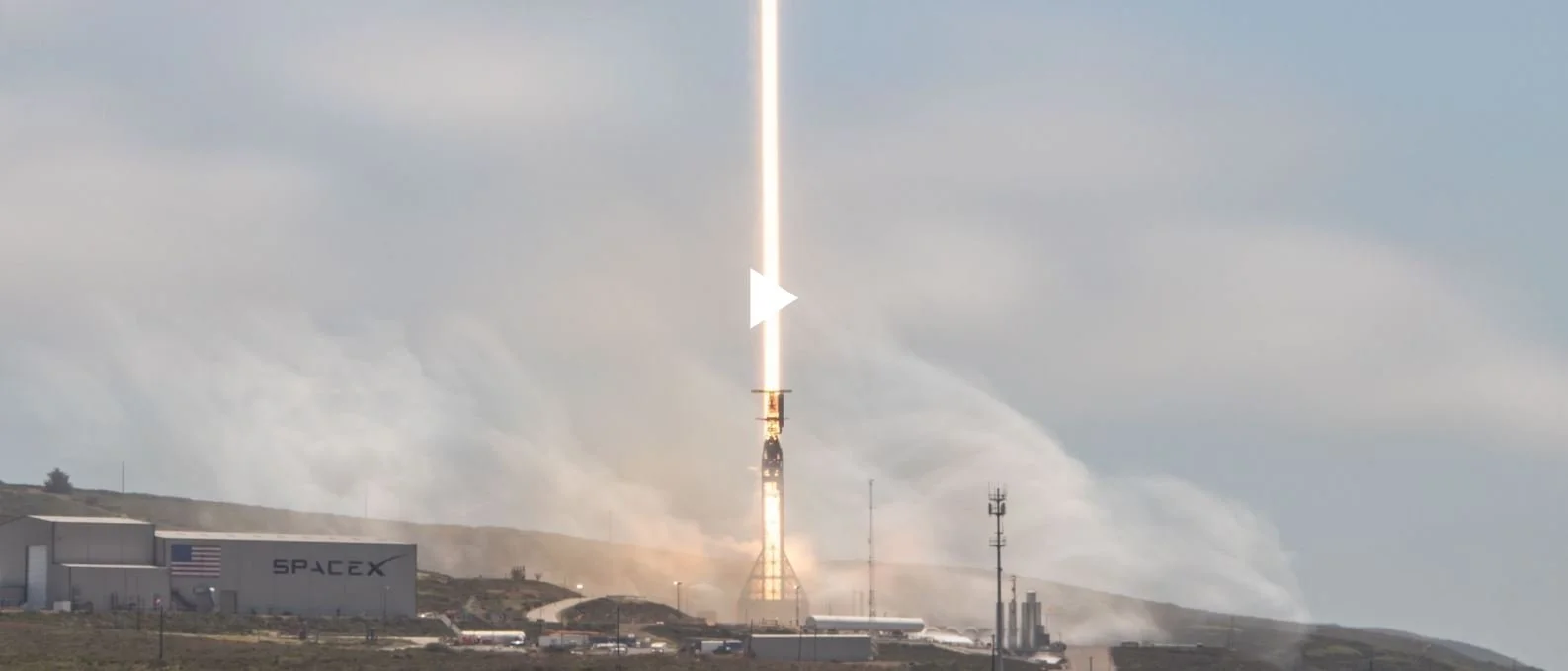 27 Starlink Satellites Takes Flight Take Flight From Vandenberg Air Base In California