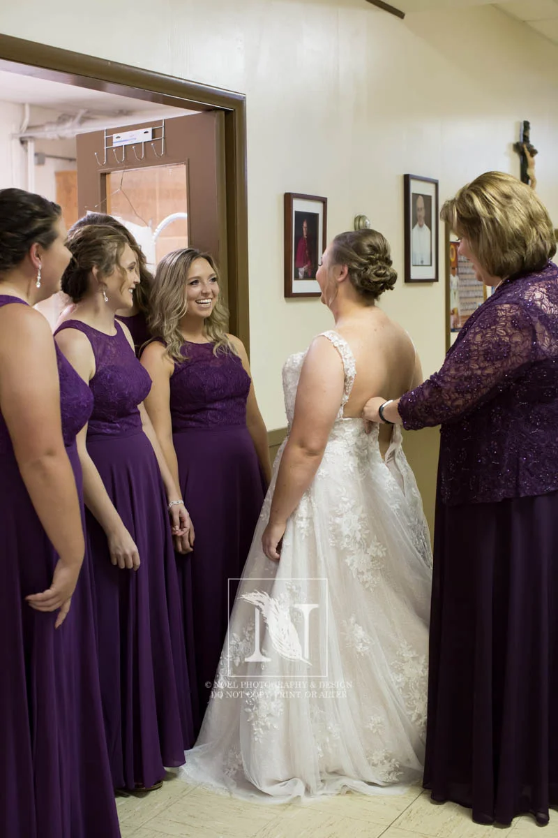 Bridesmaids | © Noel Photography and Design