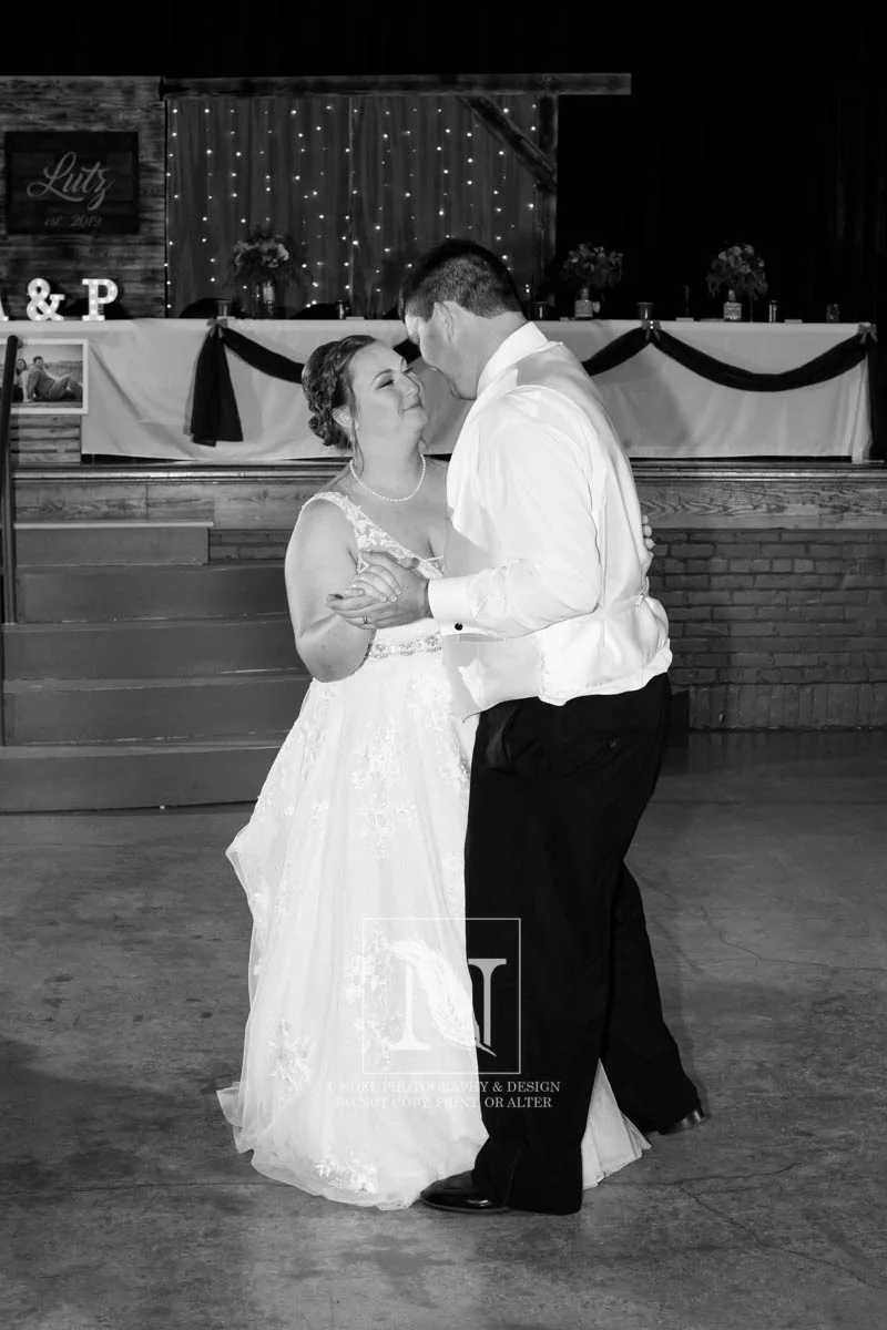 The First Dance | © Noel Photography and Design