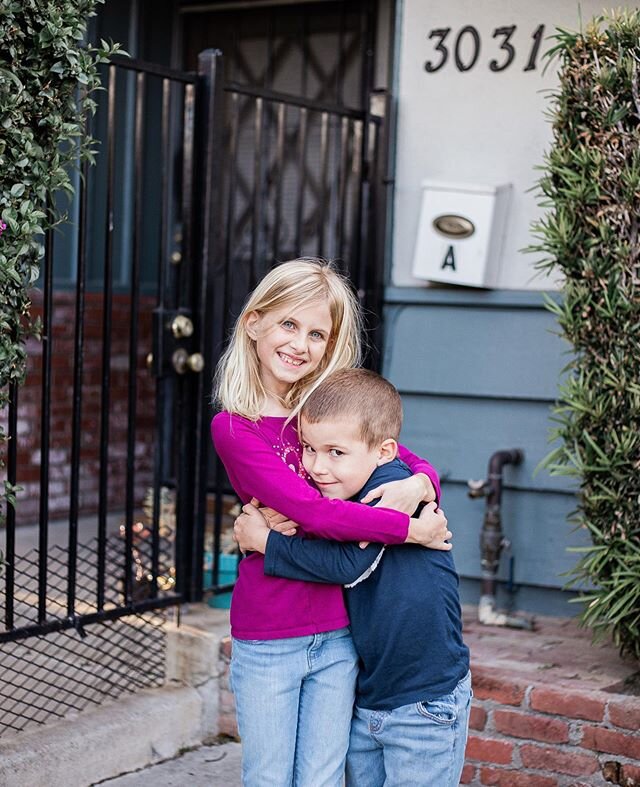 That brother/sister COVID bond. So much love and so. much. arguing. Or is that just my house? 😉  Seriously though- I have never been more thankful for the bond of siblings than during lockdown!⁠⠀
⁠⠀
.⁠⠀
.⁠⠀
.⁠⠀
.⁠⠀
.⁠⠀
#jillshafferphotography #ocnew