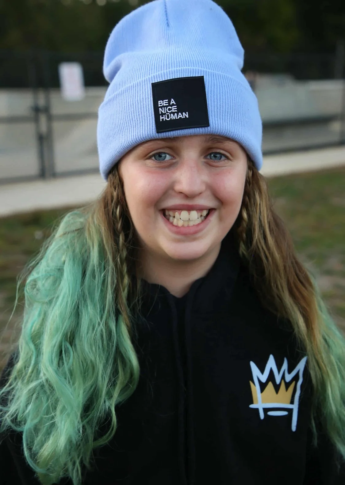 BE A NICE HÜMAN Winter Beanies/available in five colors