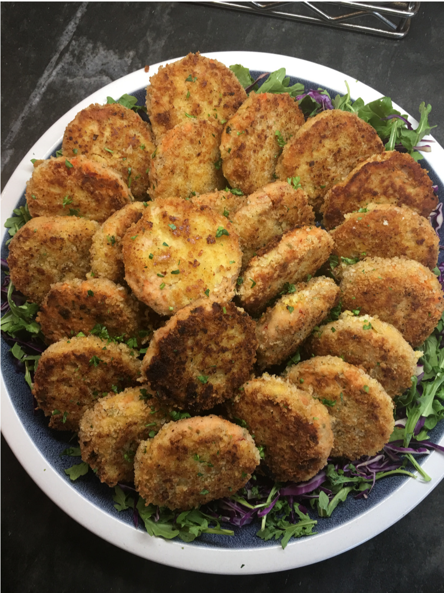 Chef-Traci-Salmon-Cakes-Plated.jpg