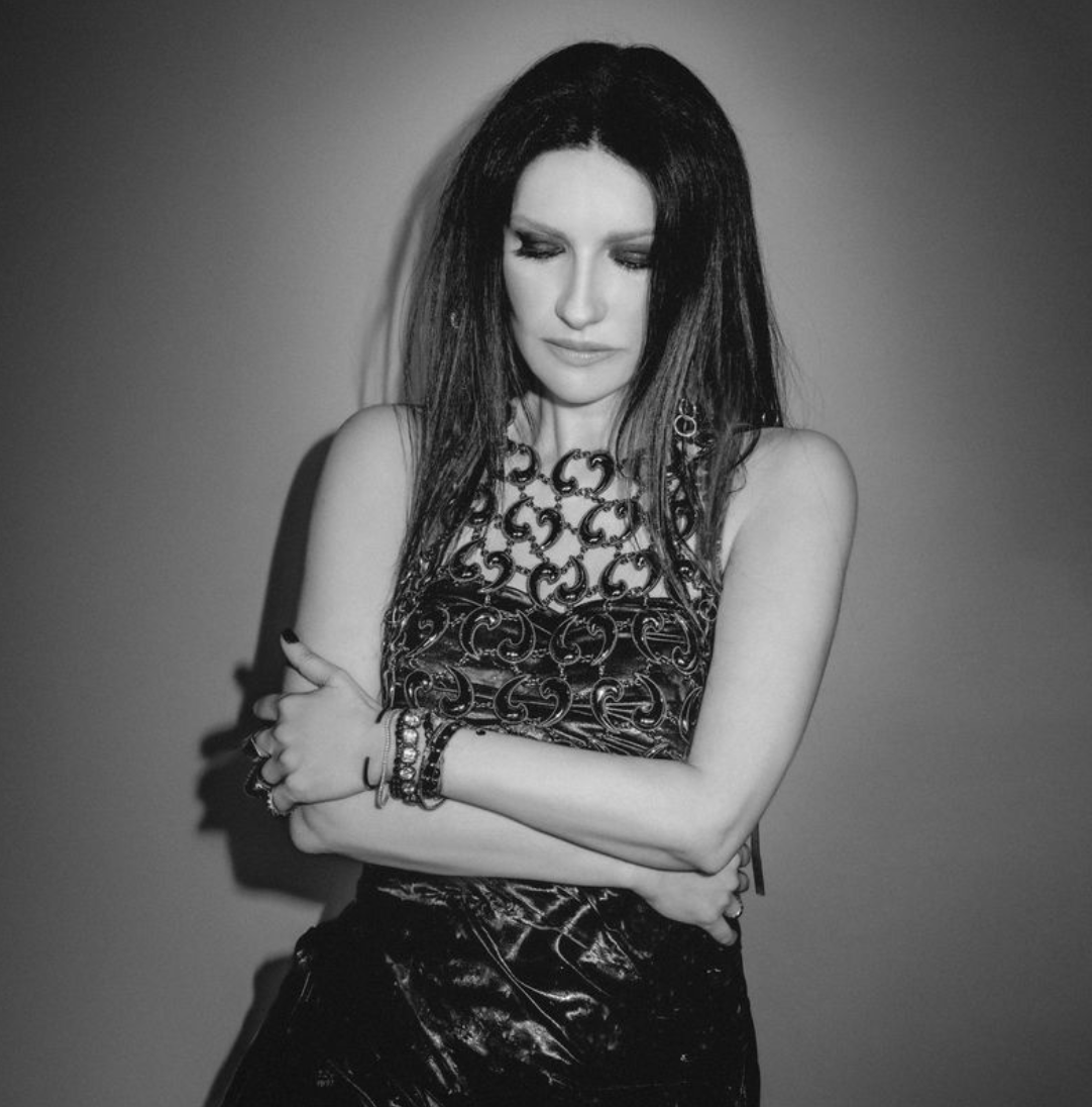 LAURA PAUSINI PRESENTA “MIENTES”,NUEVA INCORPORACIÓN A SU ÁLBUM YO CANTO 2
