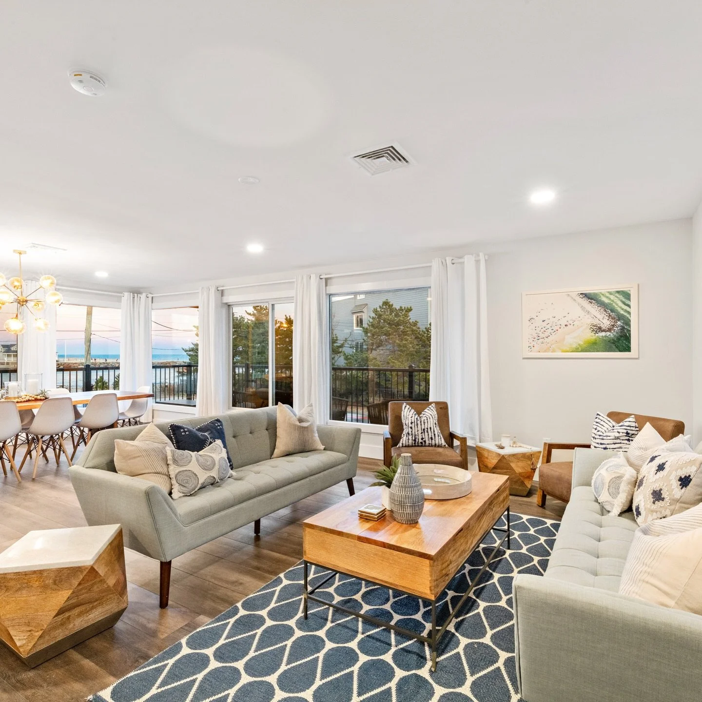 The sun is out on the Jersey Shore and beach days just keep getting closer! 🌞