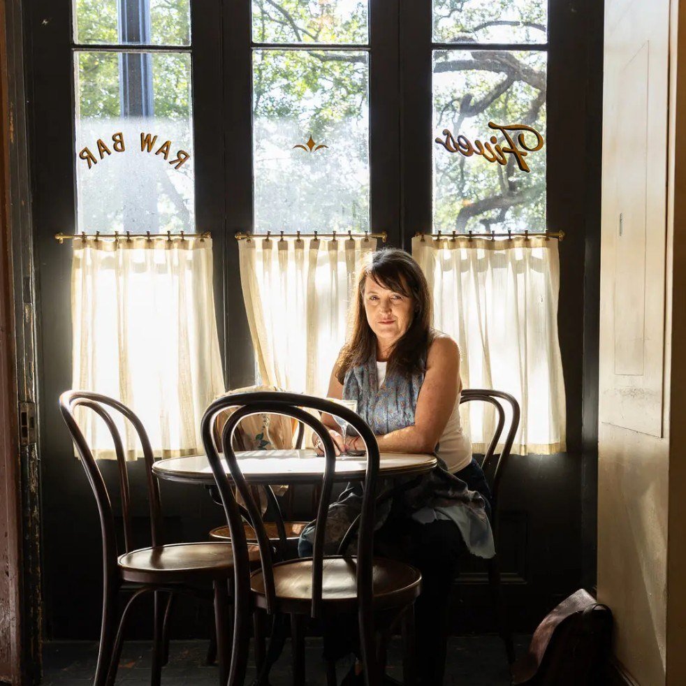 Check out this FABULOUS write-up about the Obituary cocktail in the @nytimes by local author @matthaineswrites, and featuring our very own Dame Sue Strachan's book!  Link in bio. 

#obituarycocktail #neworleansculture #neworleanscocktails #classiccoc