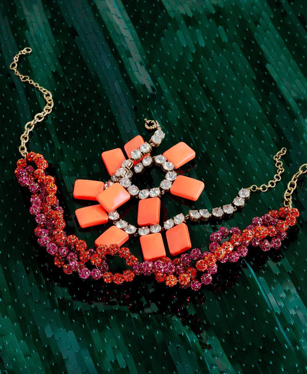 jewelry_photography_necklaces.jpg