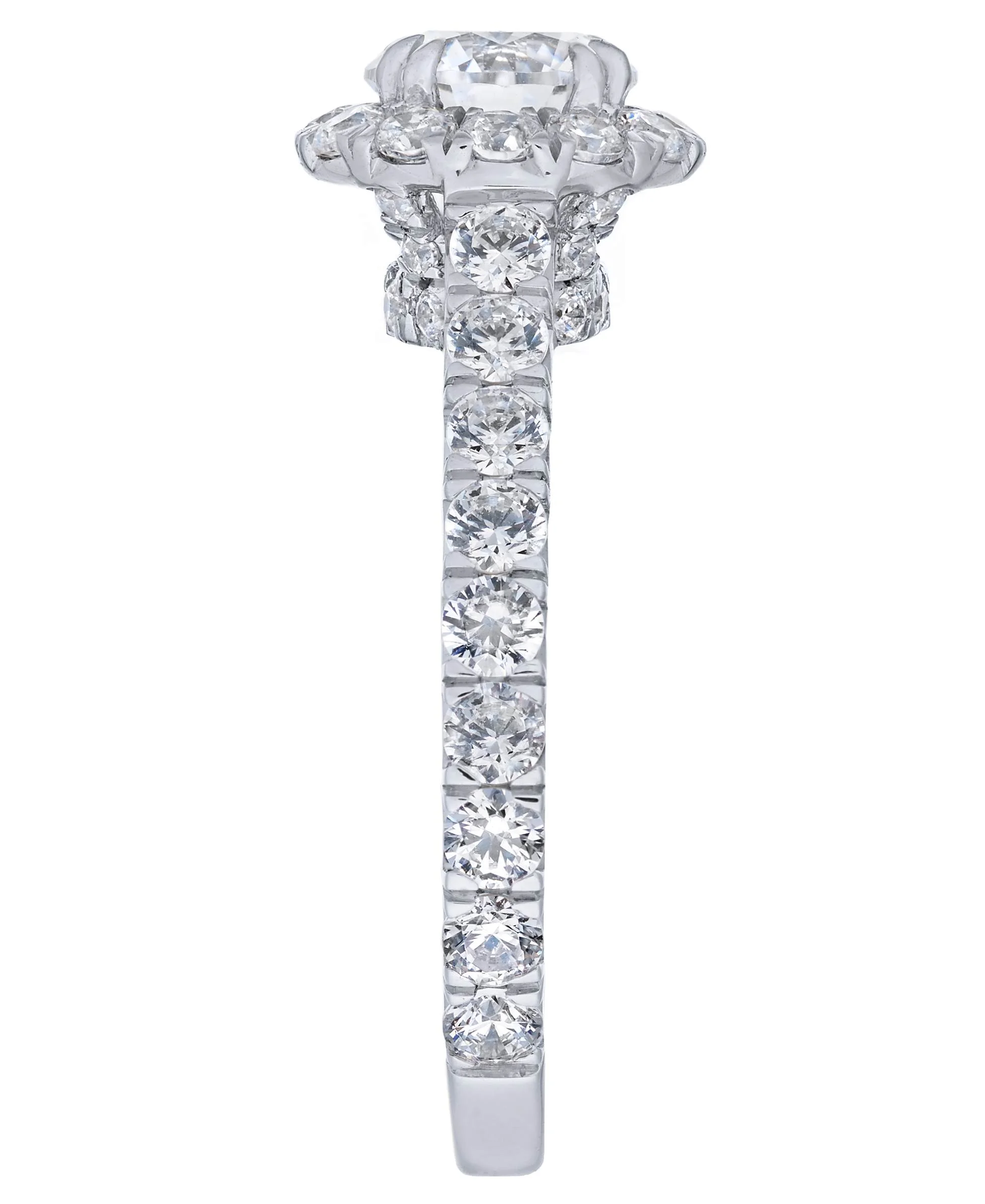 macys_engagementring_ringimages.jpg