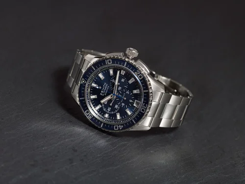 Zenith_luxury_watchimage.jpg