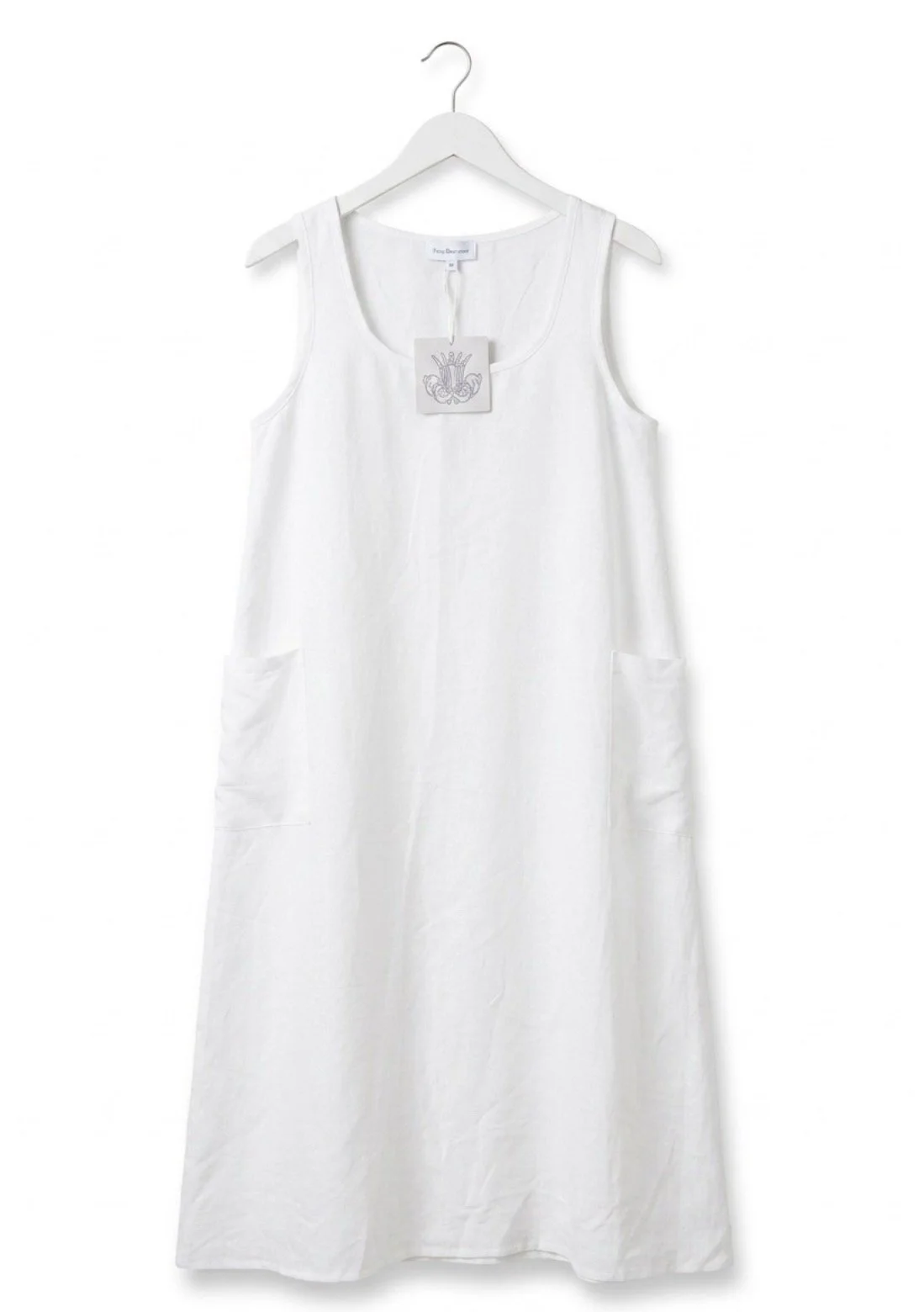 White sleeveless linen dress