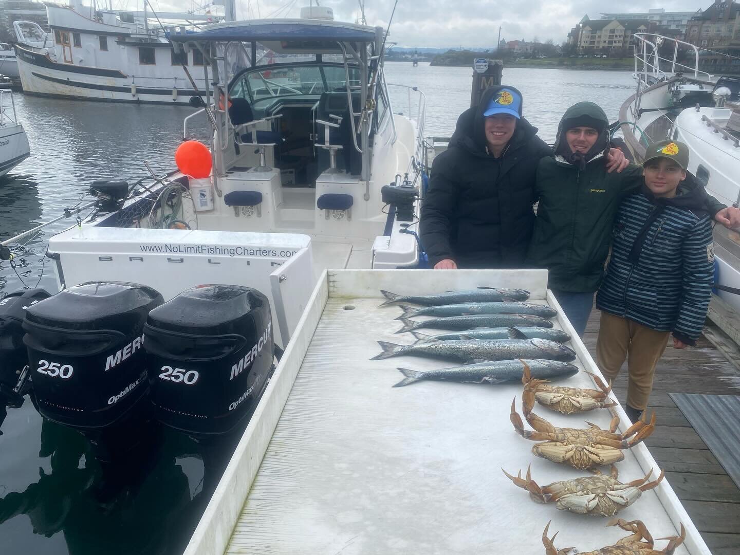 What a day, from snow to rain then blue sky followed by a blizzard full of double headers, these kids had it all! Welcome to spring break Victoria style! #blizzard #chinooksalmon #tourismvictora #westcoast #crab #springbreak