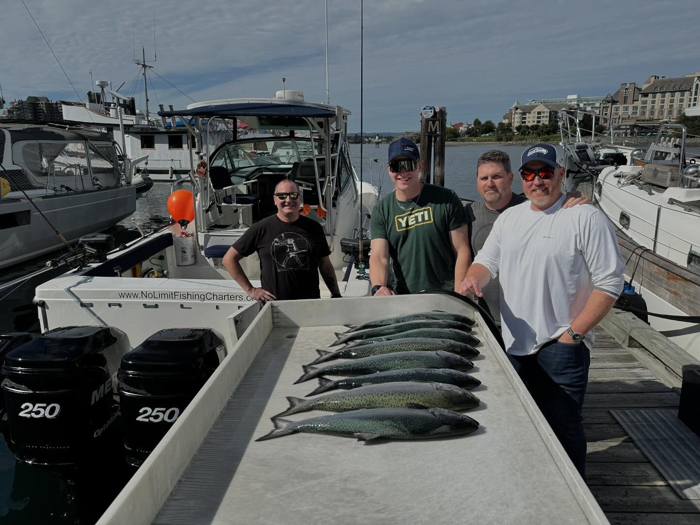 Killer morning on the feeder springs! Great day with @danebroere and his crew! #chinooksalmon #westcoast #tourismvictoria #yyj