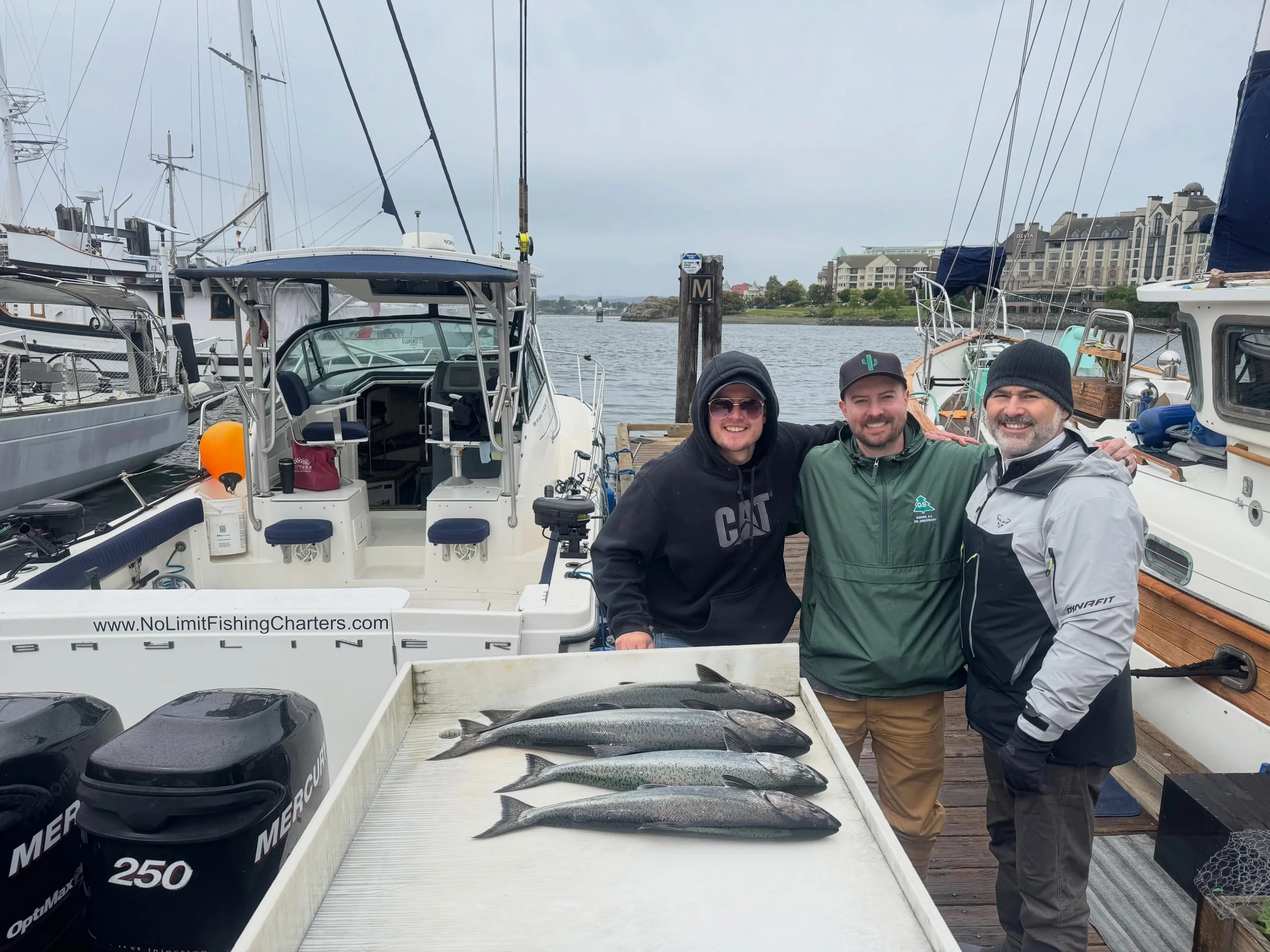Great morning bite in the wind on the skinny g&rsquo;s with Gilbert Smith forest product guys! #chinooksalmon #westcoast #gibbsdeltatackle #tourismvictoria #yyj