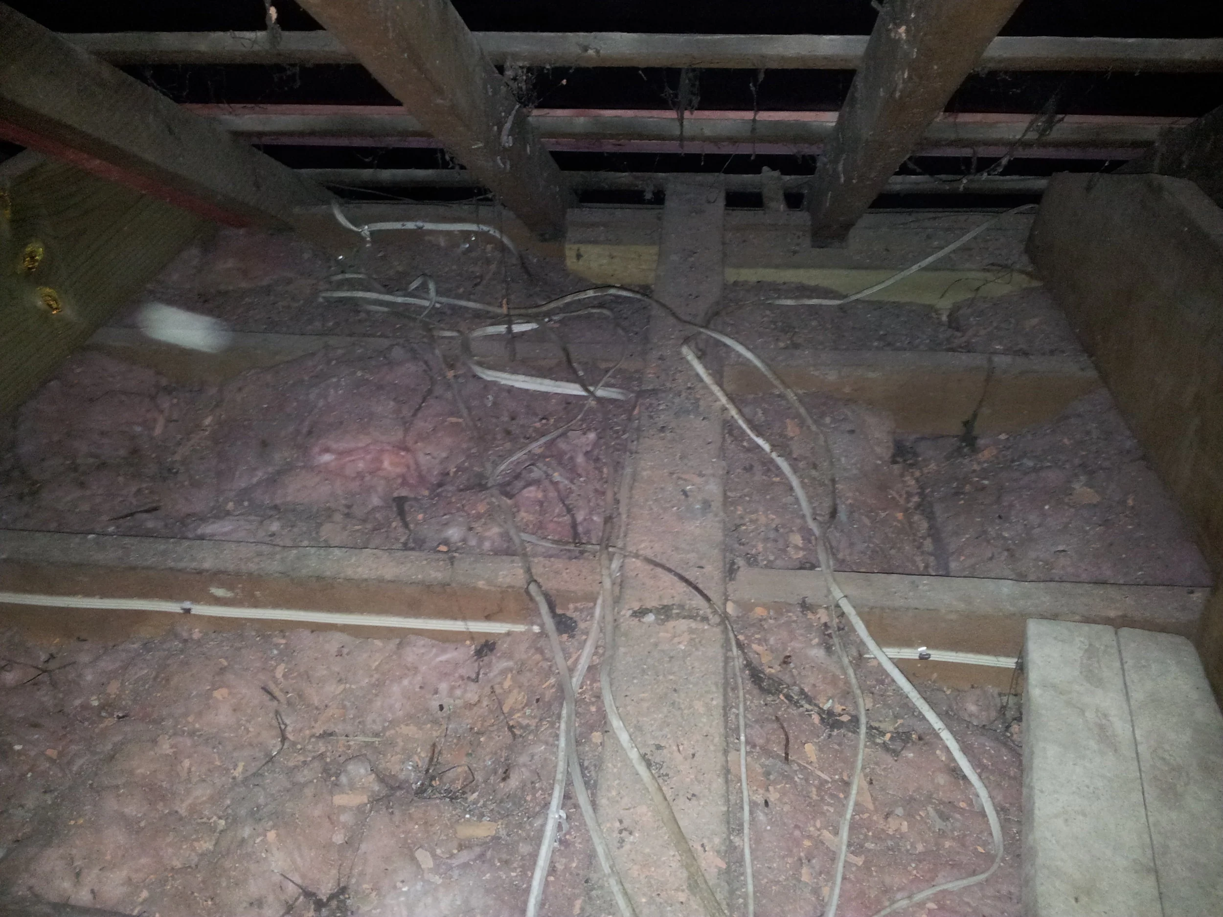 poor_roof_wiring1.jpg