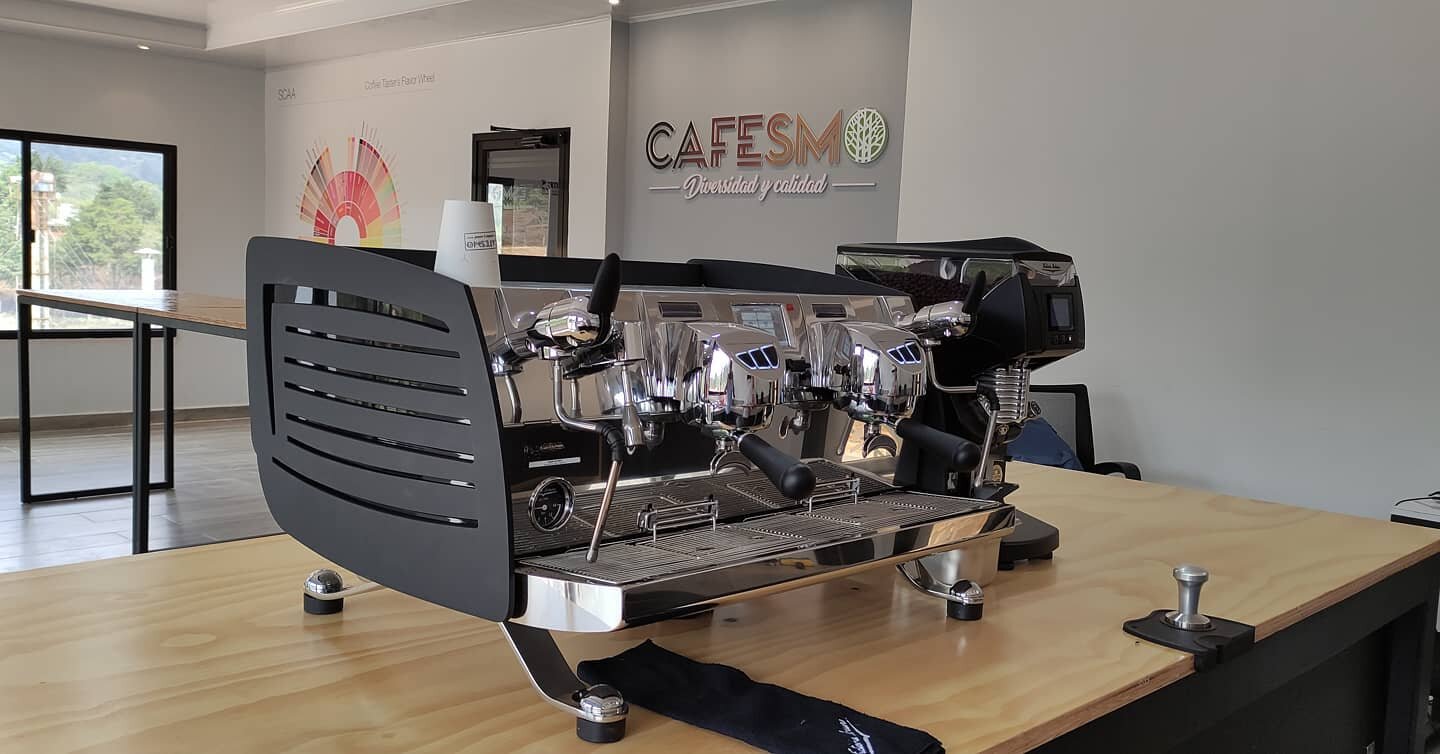 Despu&eacute;s de una larga espera! Por fin lleg&oacute; la nueva integrante de nuestro Laboratorio.
@victoriaarduino1905 🦅

Te esperamos para compartir un buen caf&eacute; ☺️. 

#HONDURANCOFFEE #CAFESMO
#SPECIALTYCOFFEEGROWERS