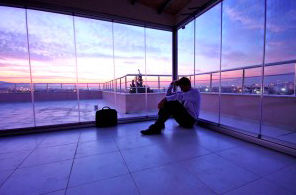 Leaders who hold steady when others are losing their heads: Staying true to yourself during times of change