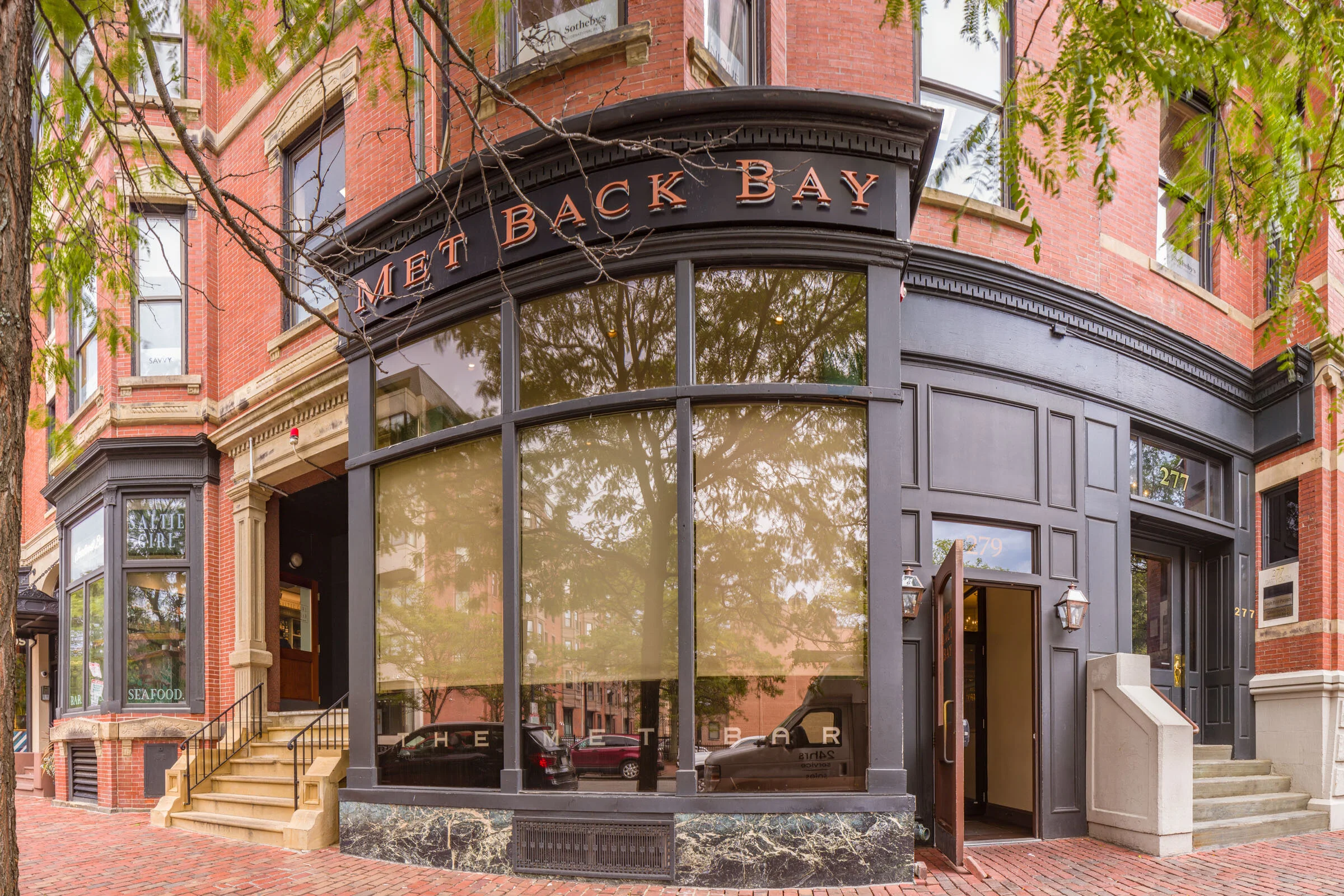 277 Dartmouth-01 Pano.jpg