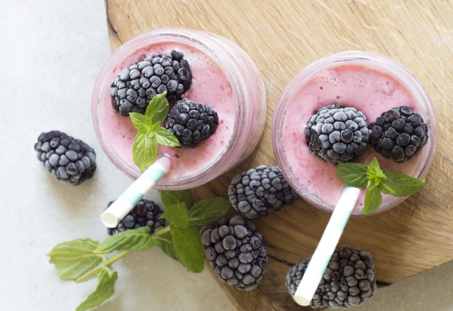 berries-blackberries-close-up-434295-e1567347254250.jpg