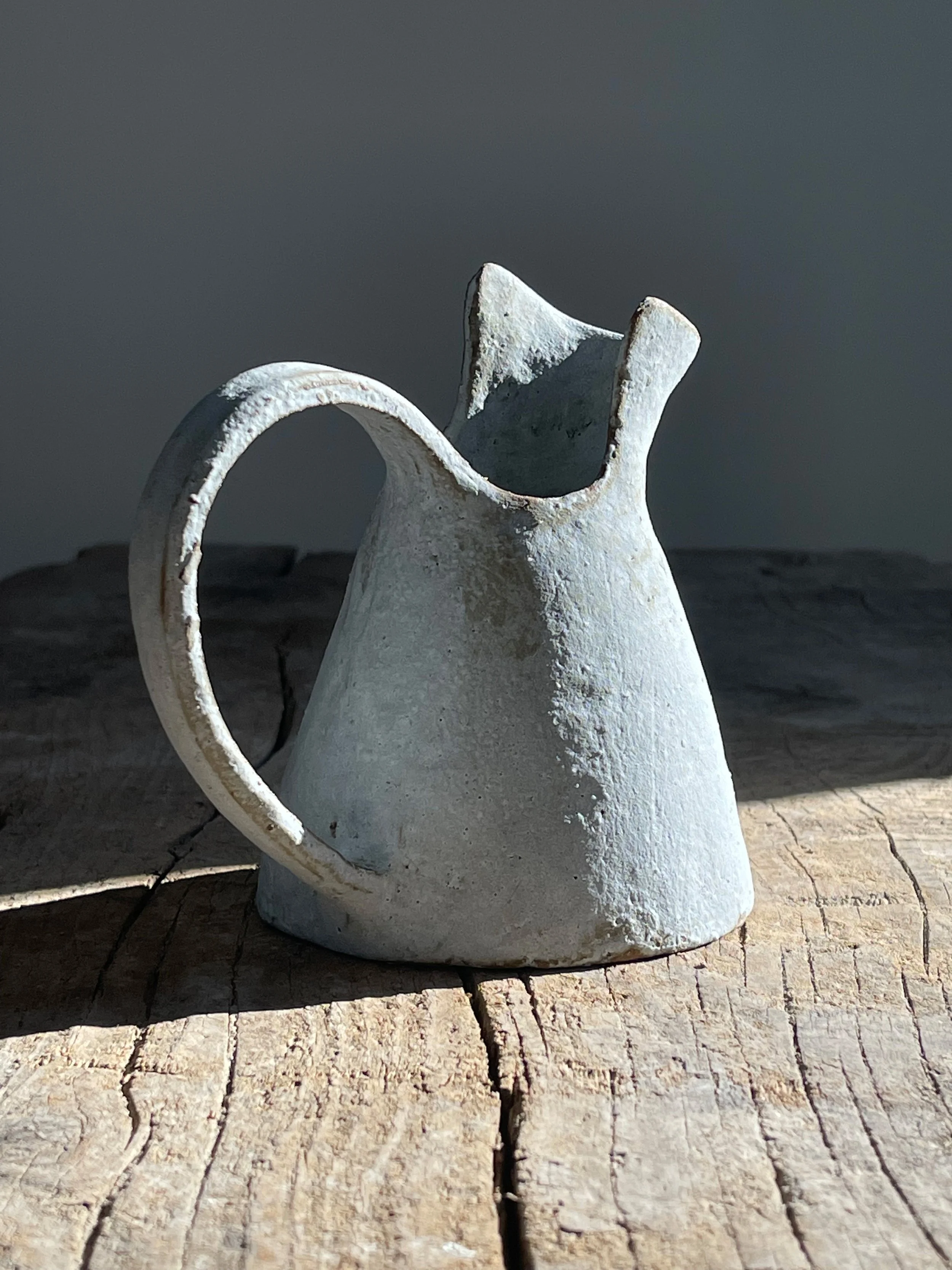 - -Nobue Ibaraki • M Off-white jug 2