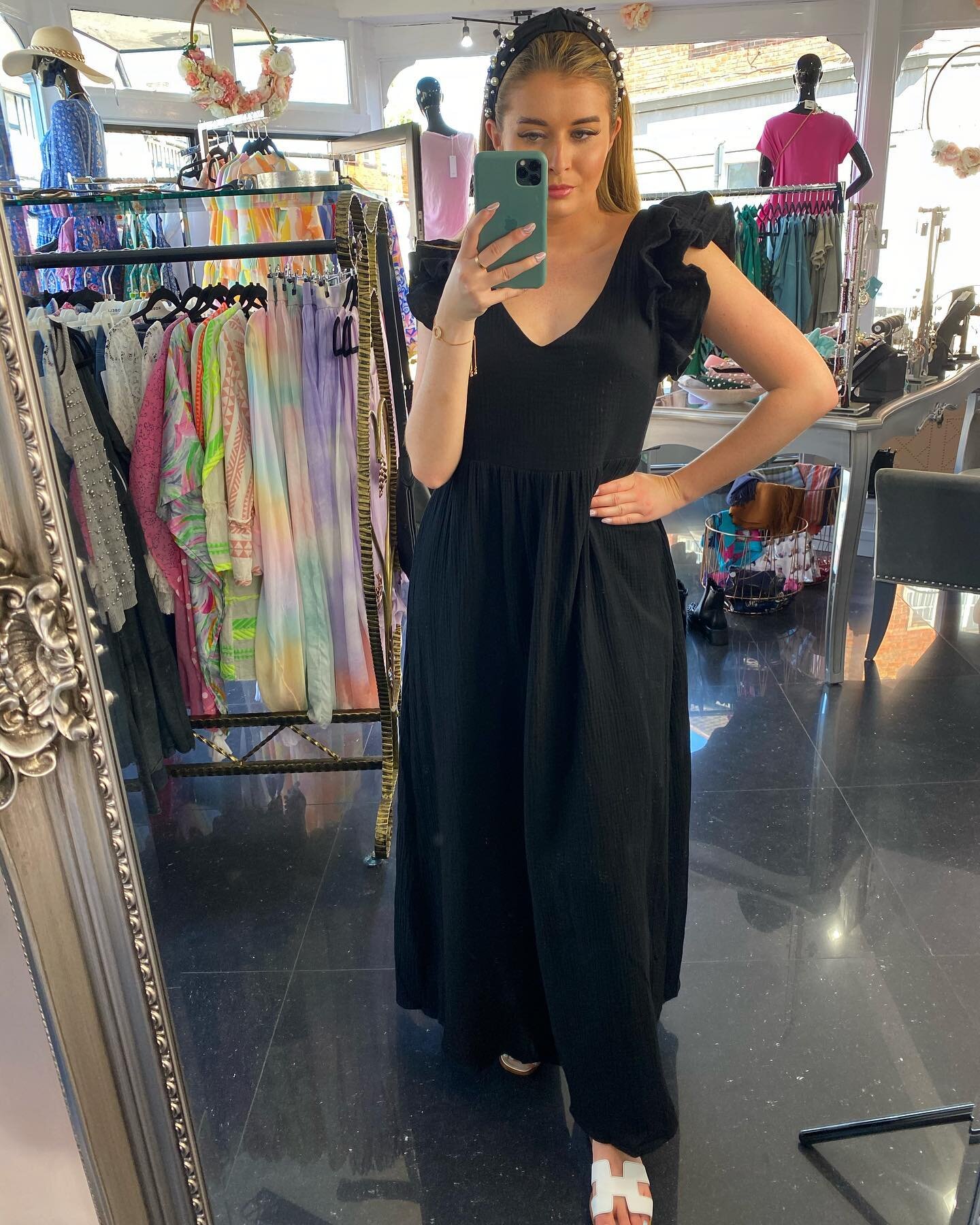 Newest addition to our Libby Loves collection. Meet the Louise dress, look at that beautiful back detail 🖤 Available in sizes small, medium and large.

Shop in both shops or online at www.blushboutiques.co.uk 🖤
.
.
.
#libbyloves #blackmaxi #holiday