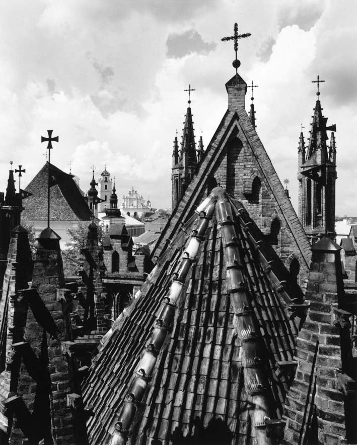  View of the roofs of the churches © Kęstutis Stoškus, 1998 