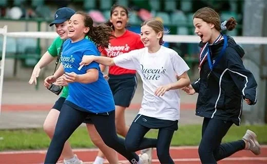 Queen's Gate School女王格特小学