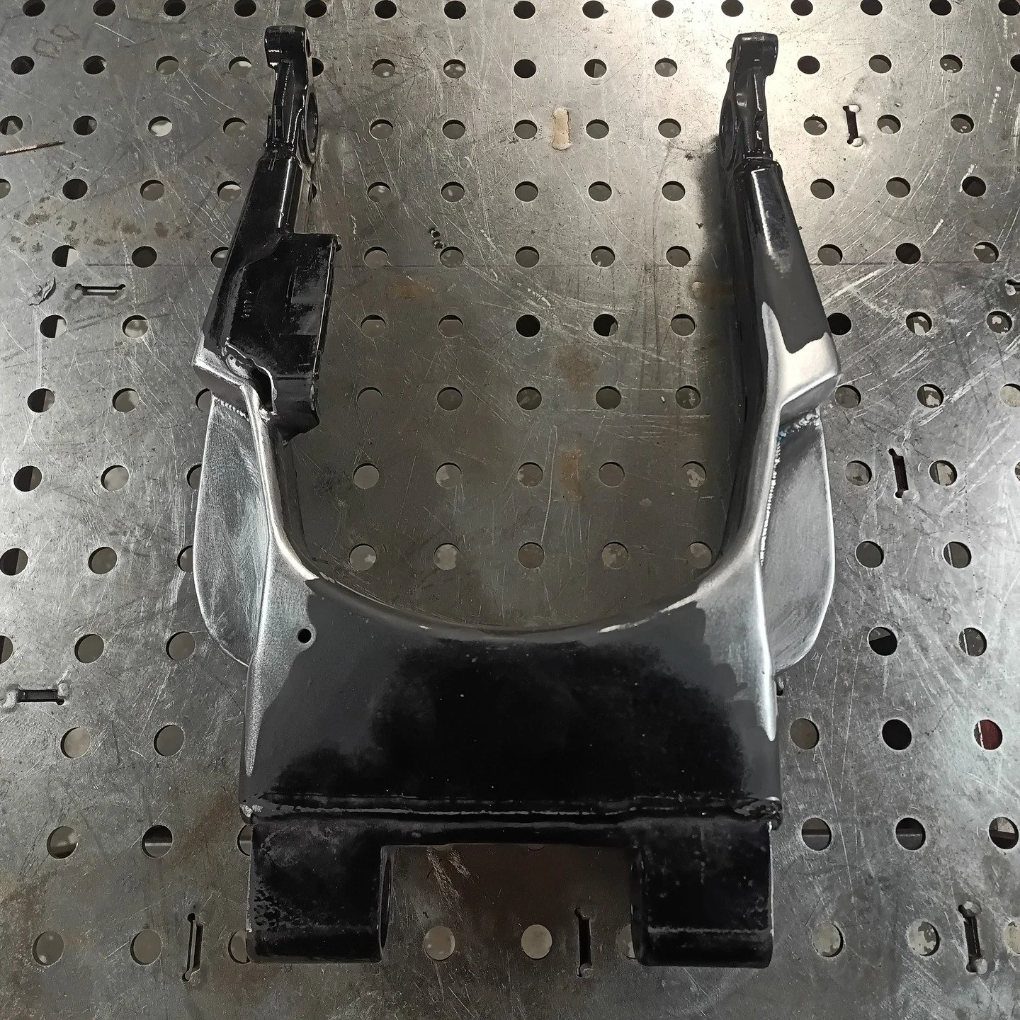 08- Retrofit V2
💎
I've changed up the design some to meet everyone's requests, and address any and all "structural" concerns.
The V2 Retrofit swingarm will be the standard for the foreseeable future.
As always they will come blended and re