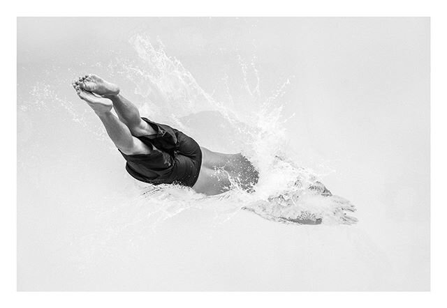 Dive, Positano 2017 - One of three prints I have available with @proof.of.purpose, an artist collective aimed at uplifting photographers and their work, giving back to the charities of their choosing, and bringing beauty to blank spaces in a period o