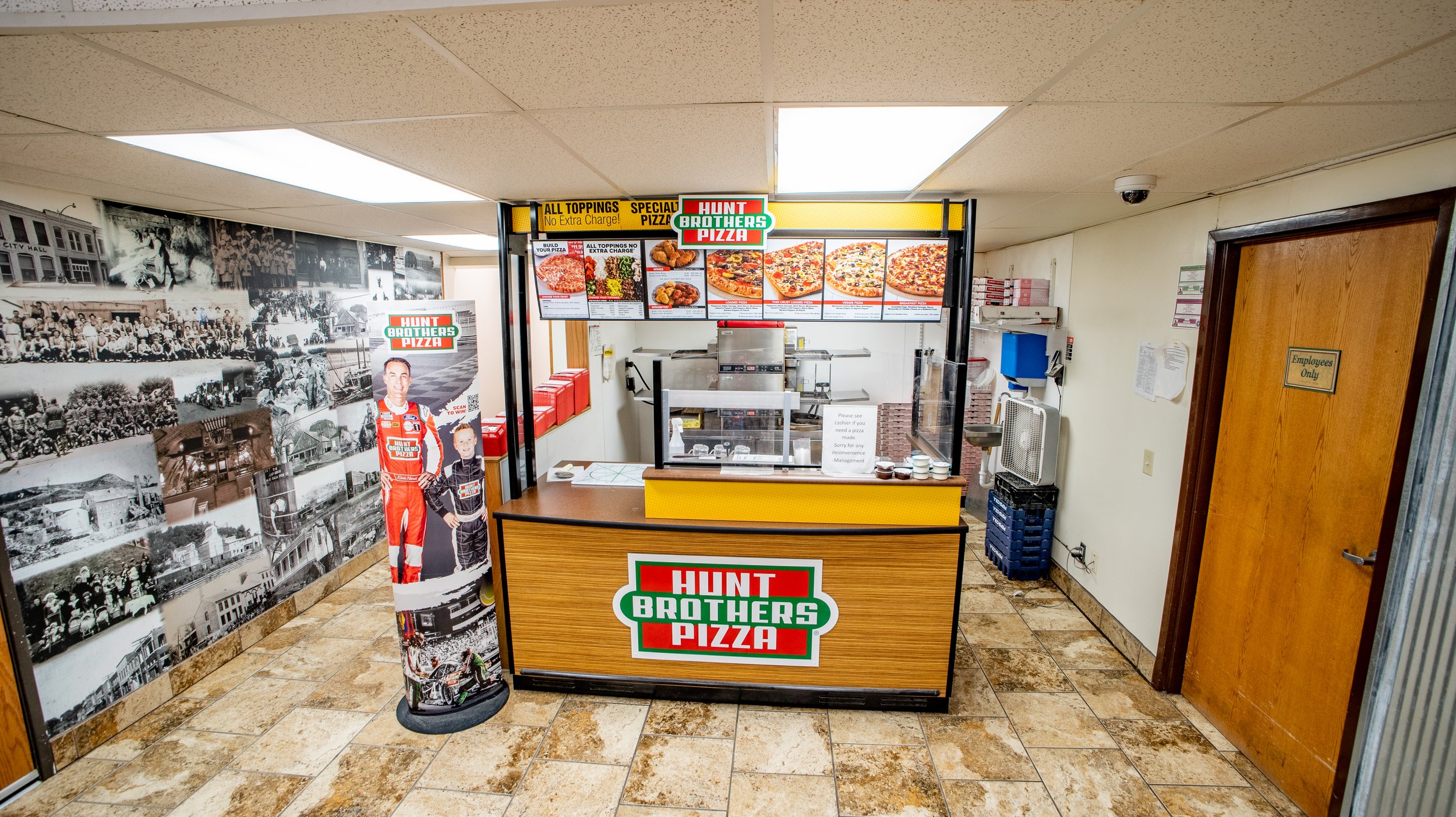 Hunt Brother's Pizza (#6-Interior Photo).jpg