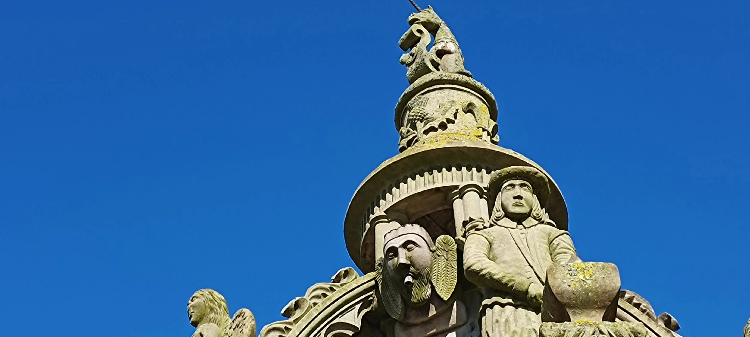 An image of a stone carved well in Linlithgow