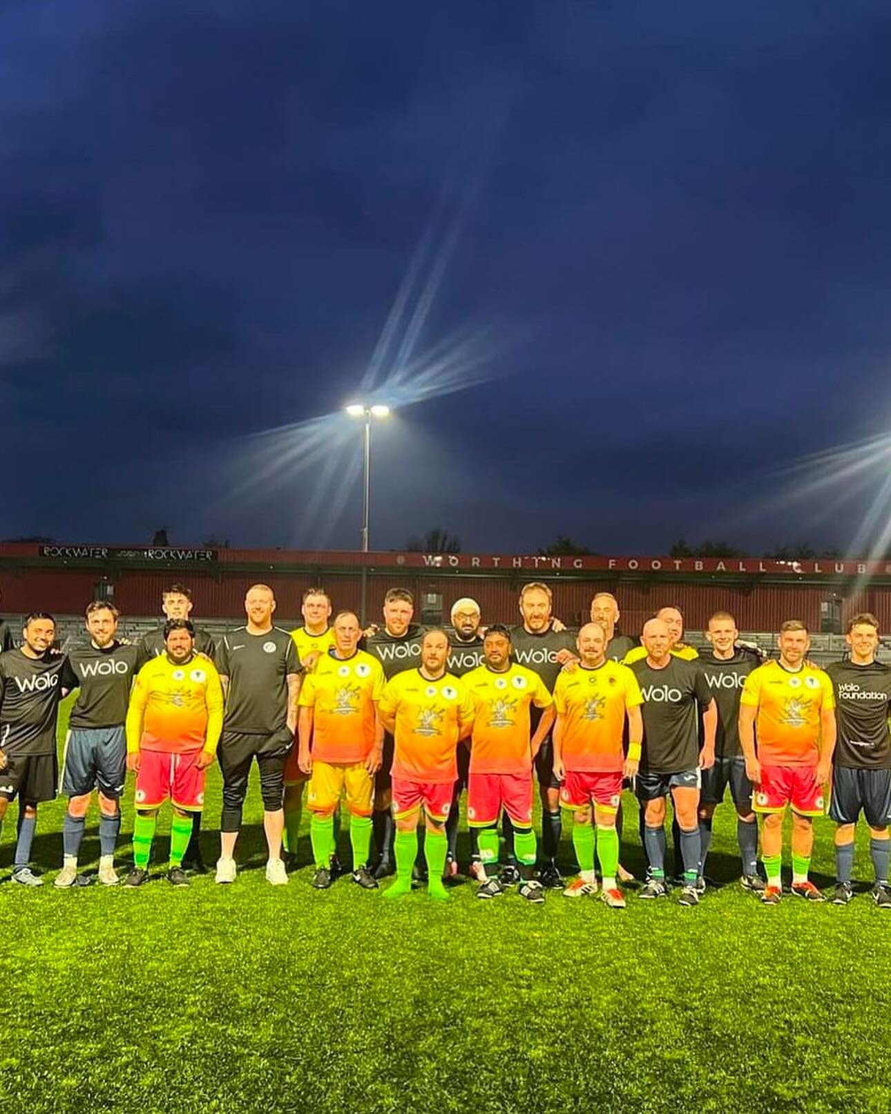 Thank you to everyone who came to watch Team Wolo. Especially @goodcausesfc match @worthingfc 

We came out on top in the end thanks to the Wolo Ben in goal⭐️ 

@wolofoundation rubbed shoulders with many of the celebrities and even gave the team talk